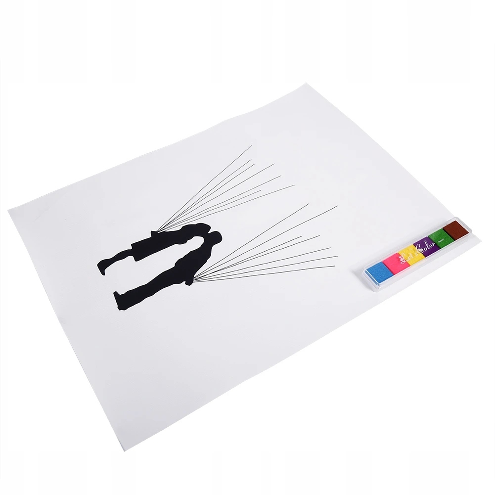 - Księga wpisów z drzewo odciskami pal gości Marka CN