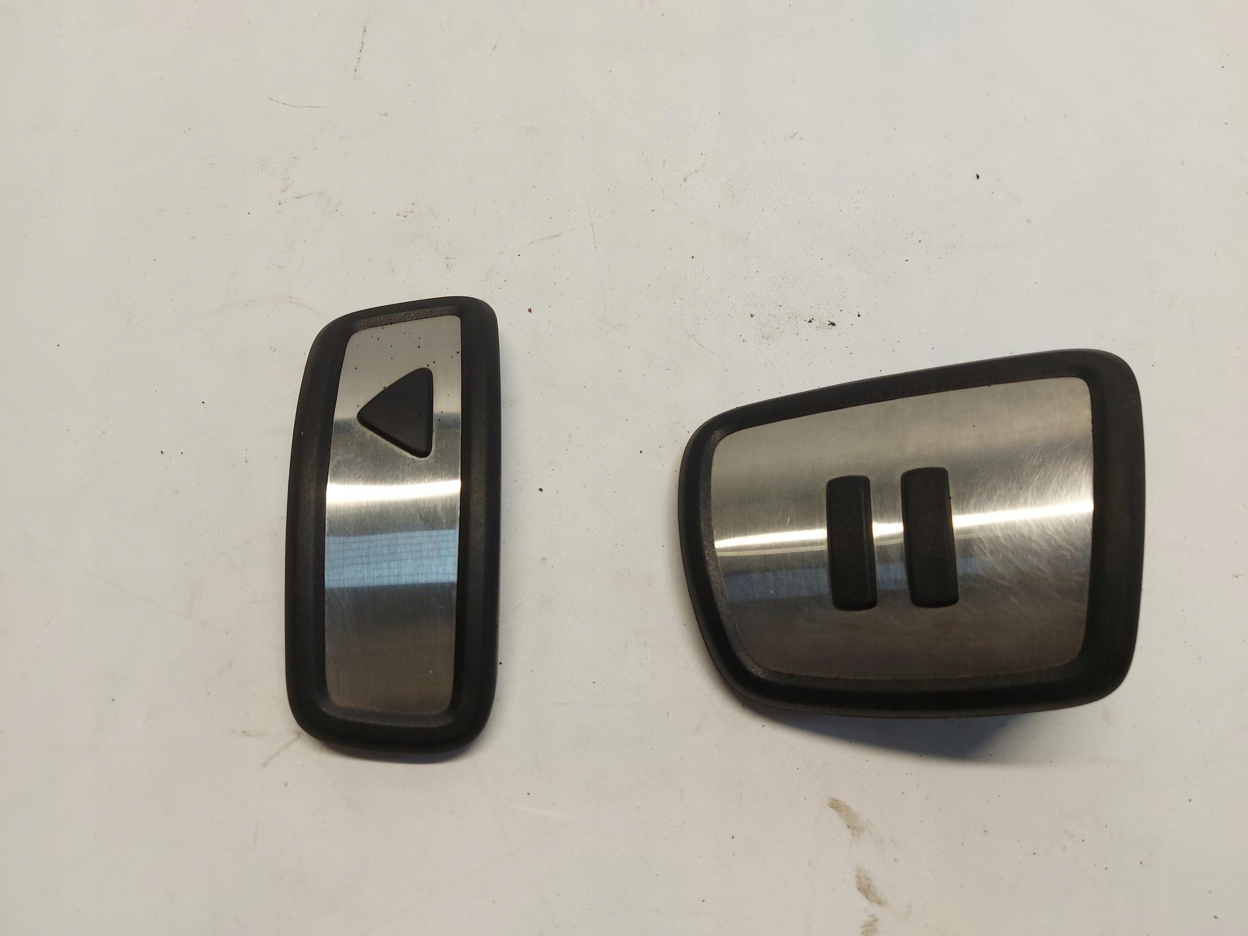 VW ID4 11A , 2024r SUV 5D caps for pedals 10A723131