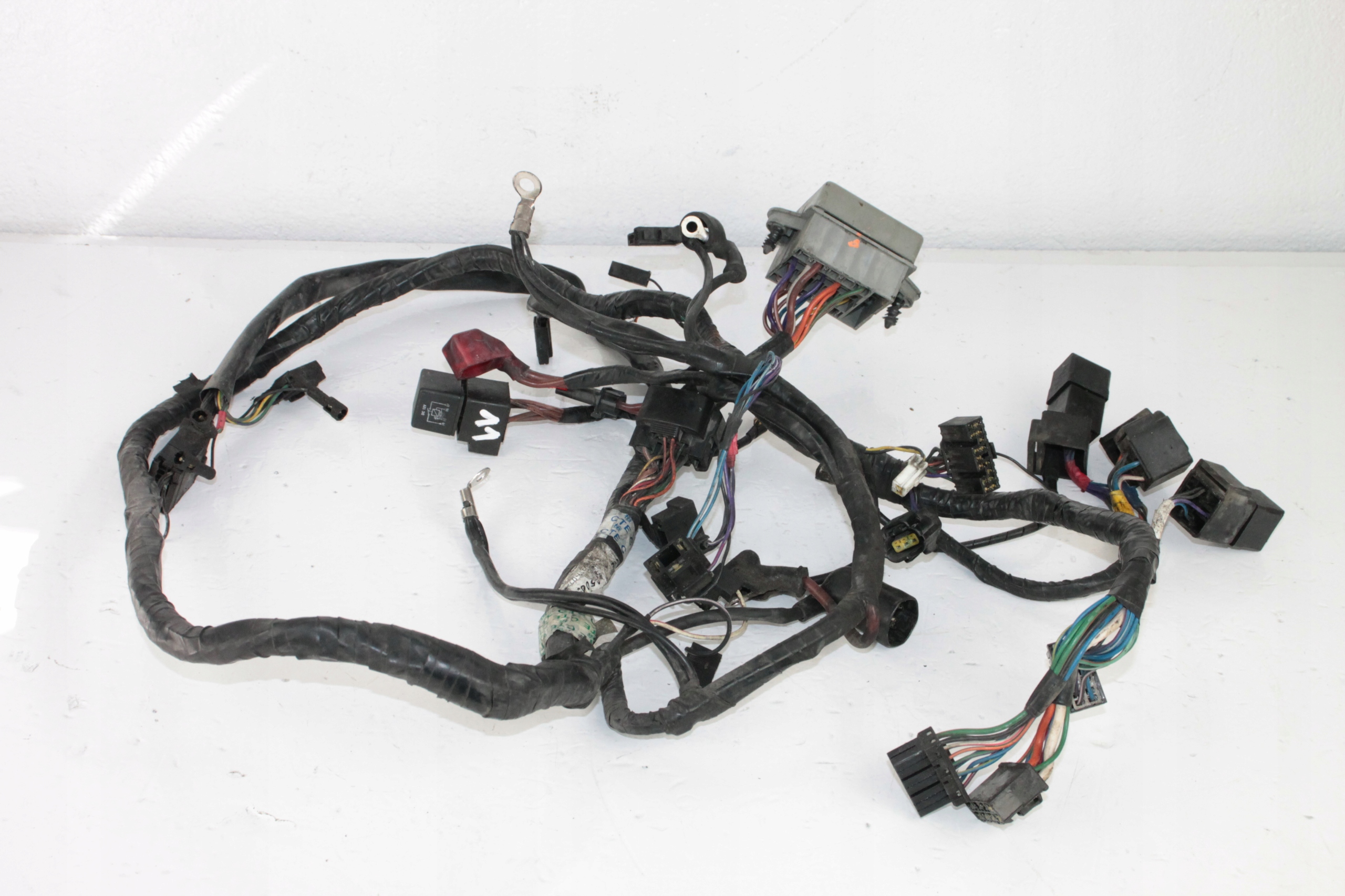 TRIUMPH TIGER 955i 01 06 INSTALACJA ELEKTRYCZNA
