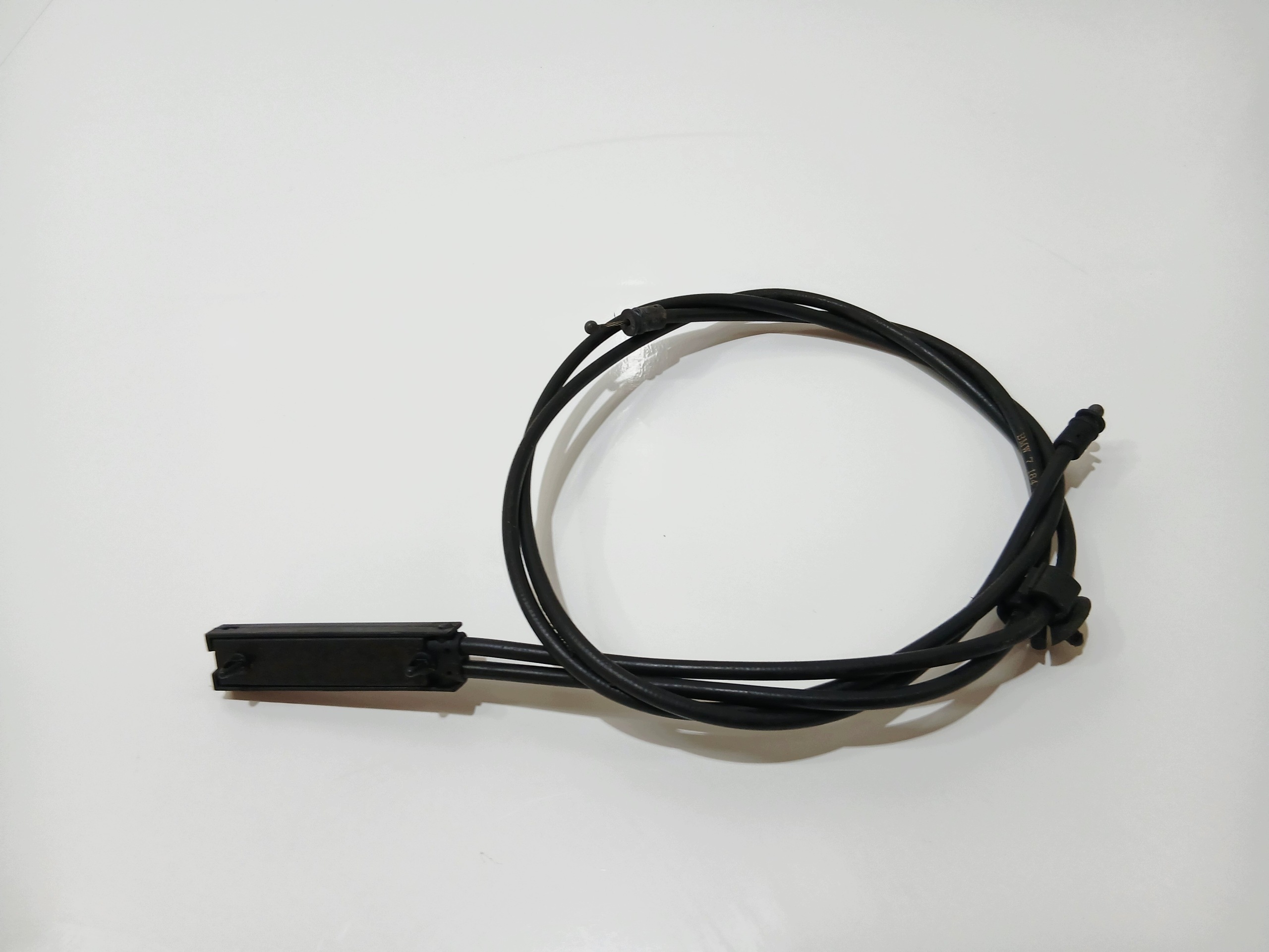 corde levier pour l'ouverture du capot BMW E60 E61 OE 7184454 (0000465)