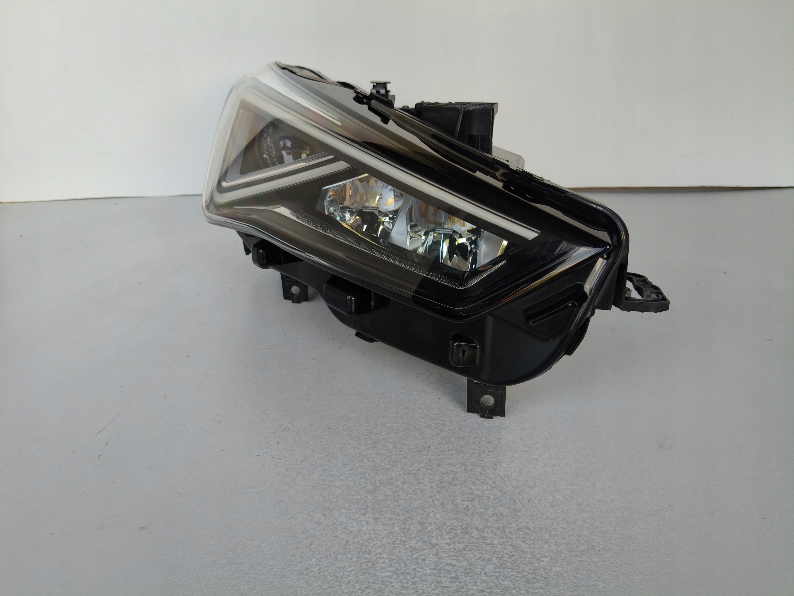 light right REFLEKTOR SEAT LEON IV 4 5FA 20- FULL LED