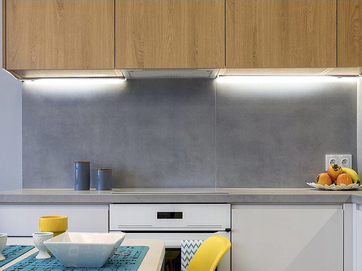 Listwa LED Ośw. PODSZAFKOWE PREMIUM 0,5m NA DOTYK Marka Media-Comp