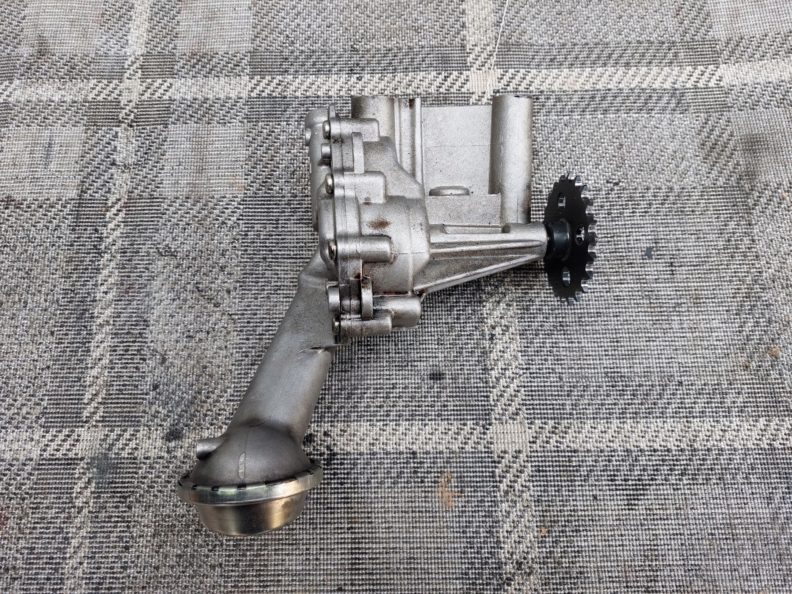 Ölpumpe RENAULT NISSAN 1,5 DCI 14r