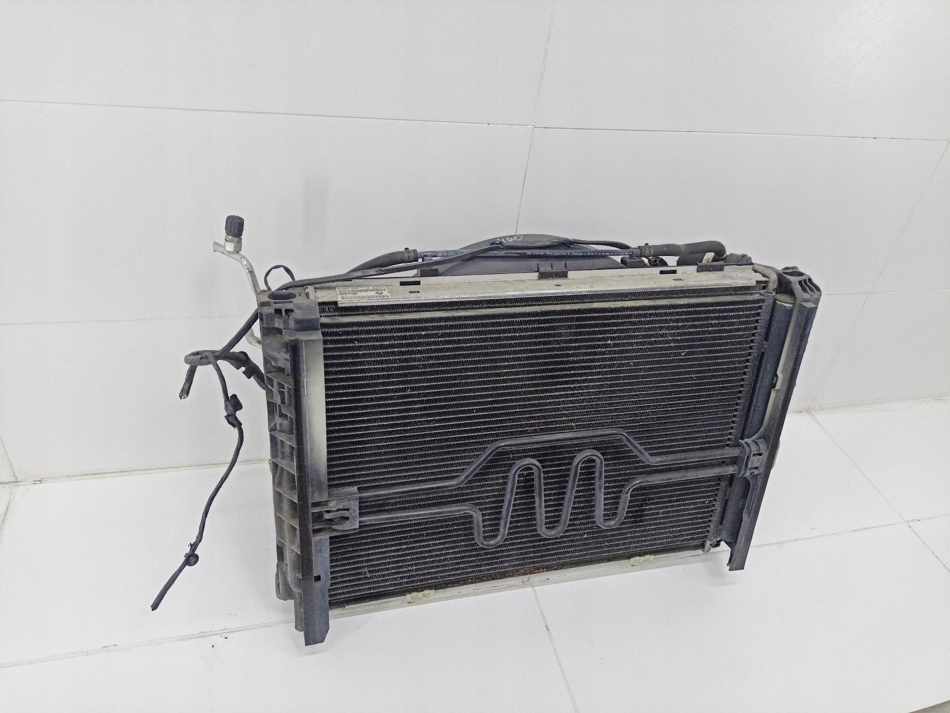 Komplet der kühler BMW 3 E90/E91 E90 2006 6937515