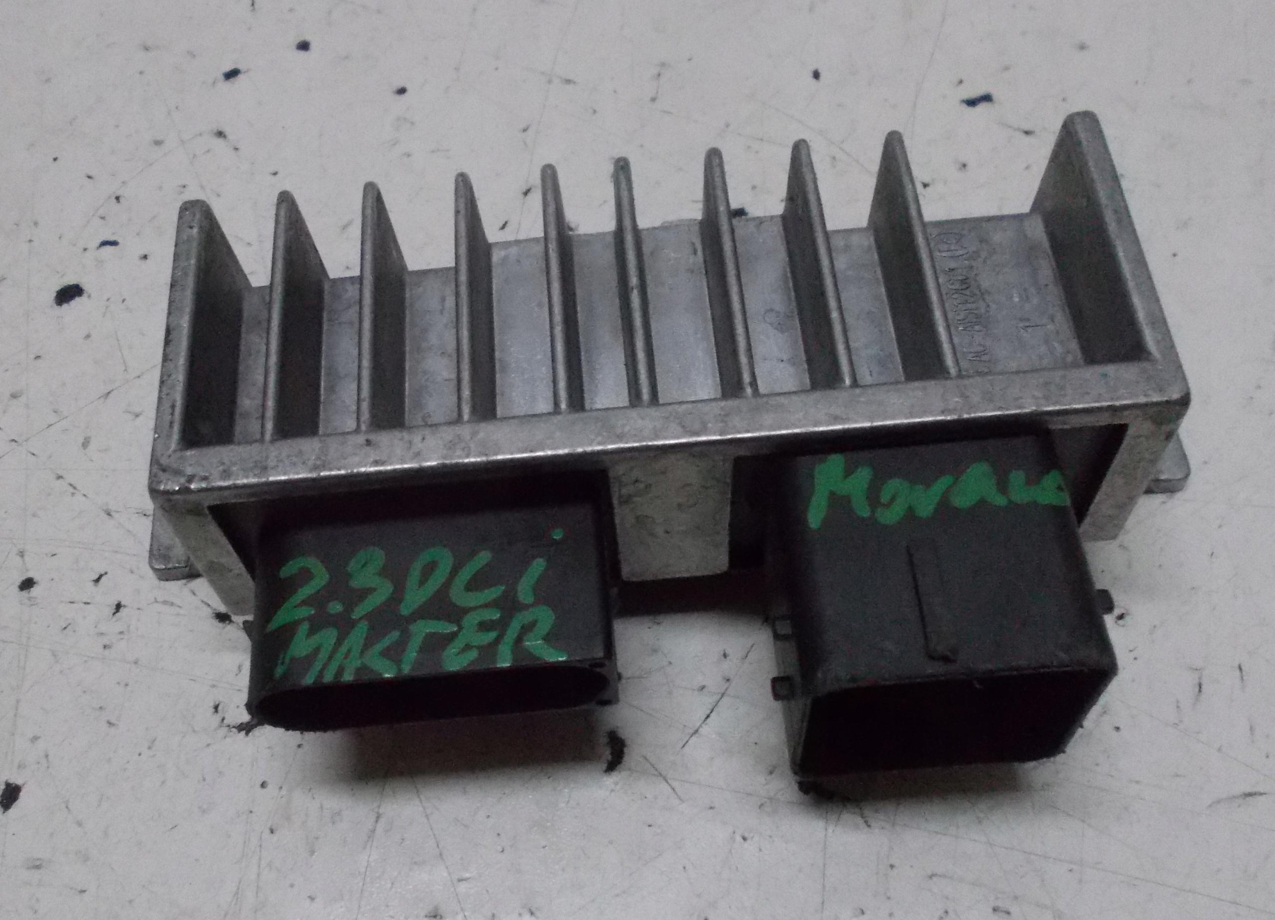 RENAULT MASTER III relay plugs ZAROWCH 271202380R
