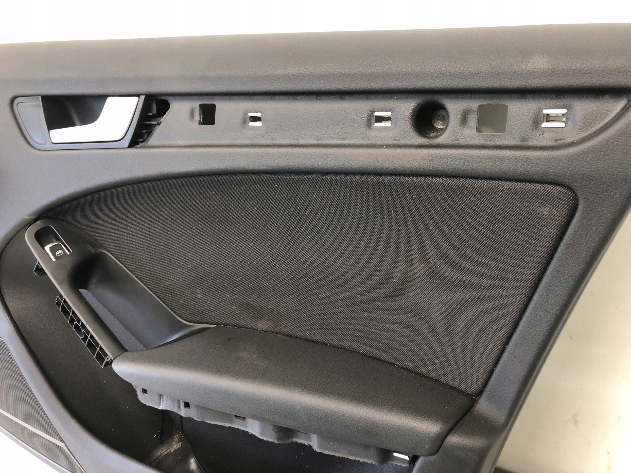side door right front AUDI A4 B8 8K1867106