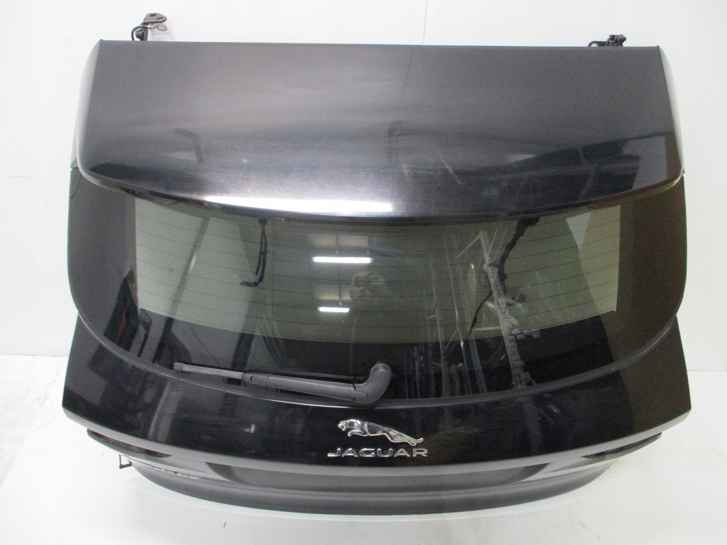 Klapa JAGUAR F PACE FPACE 16r KAMERA R-SPORT