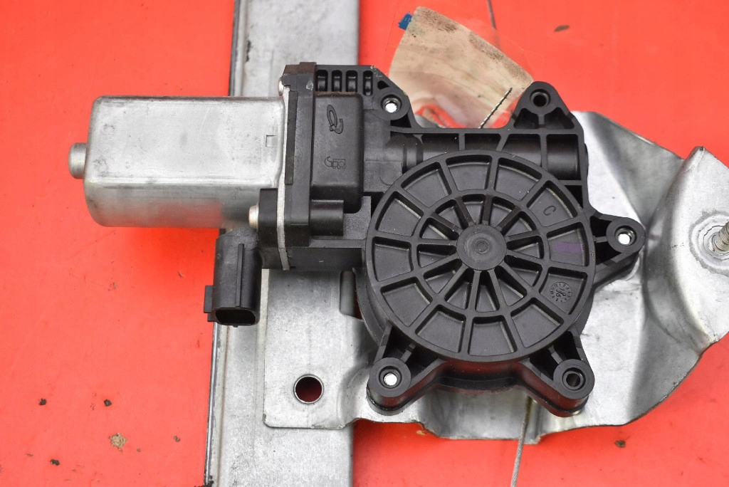 window regulator left front EU 807210974R OPEL VIVARO 3 III 14-19