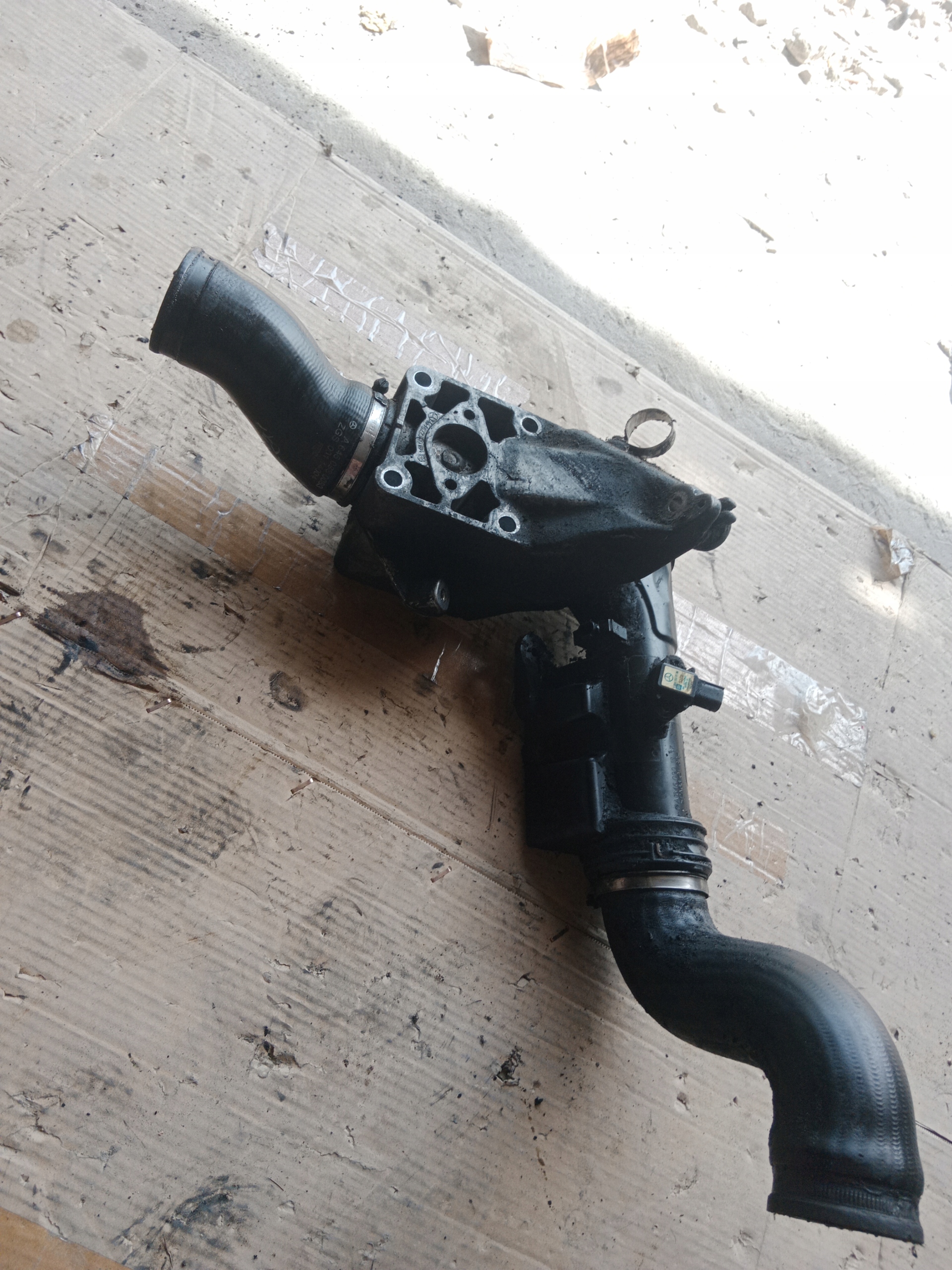 engine supporting mount MERCEDES VITO W639 6462230104 6460901837