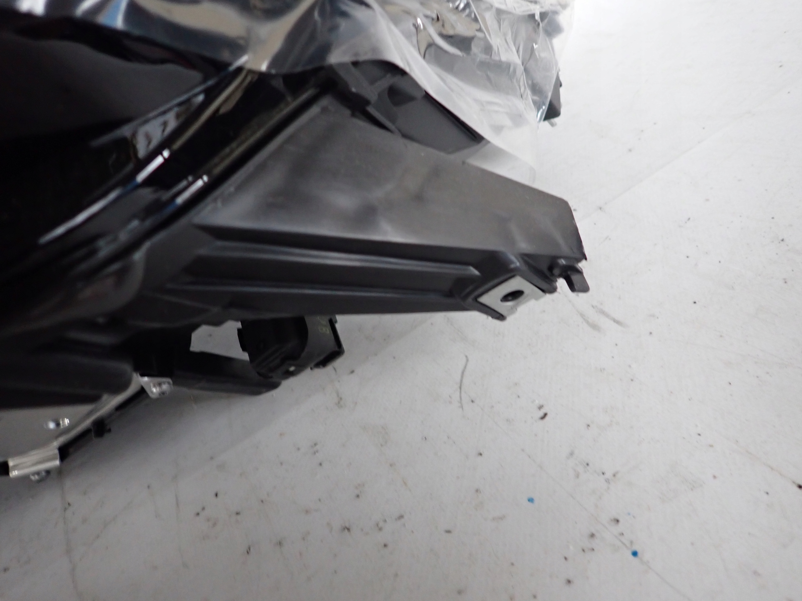 RENAULT CLIO V 19- light left front front FULL LED