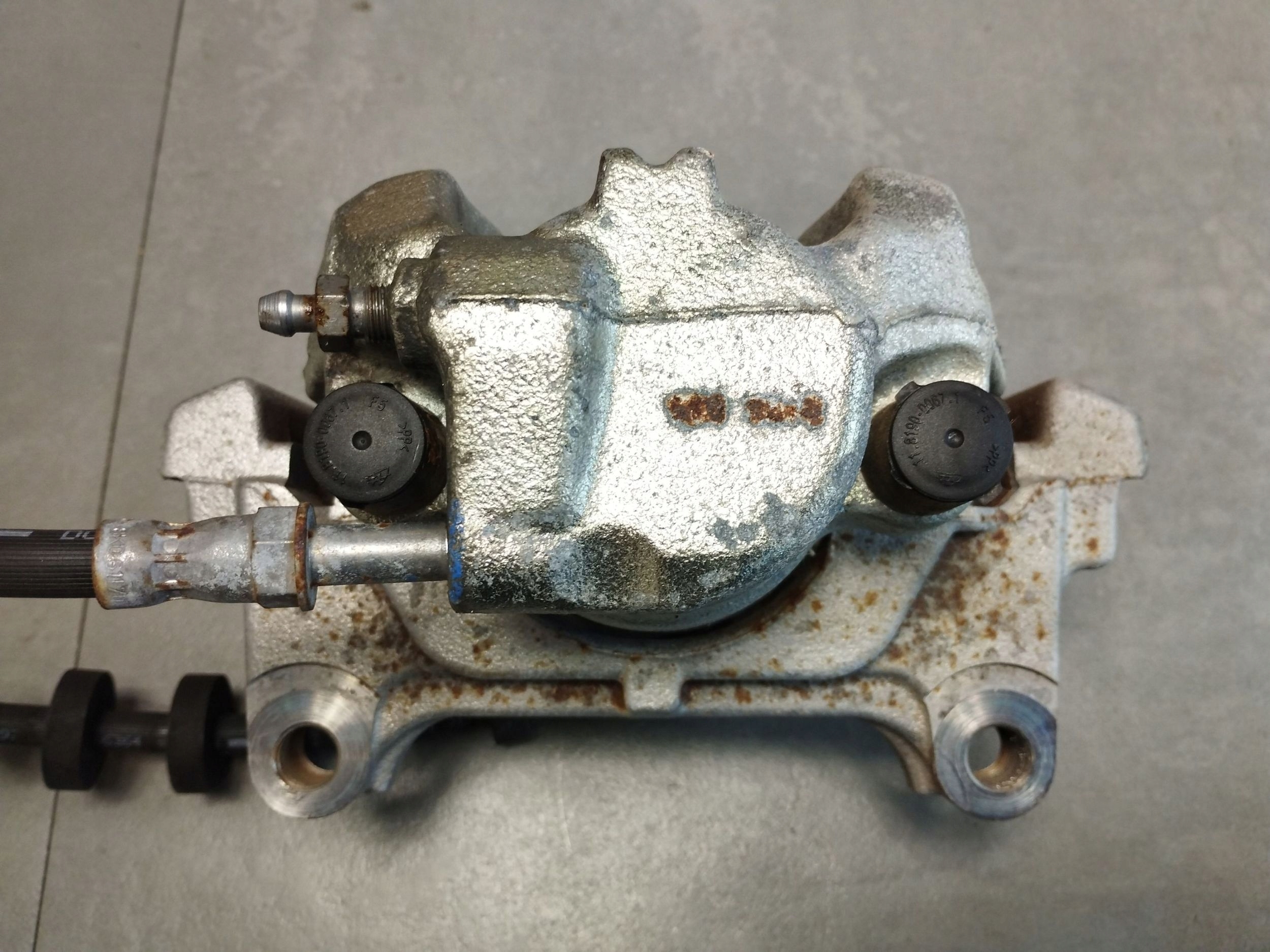 Audi A5 Sportback 8TA 2016 2.0 TDI caliper right front
