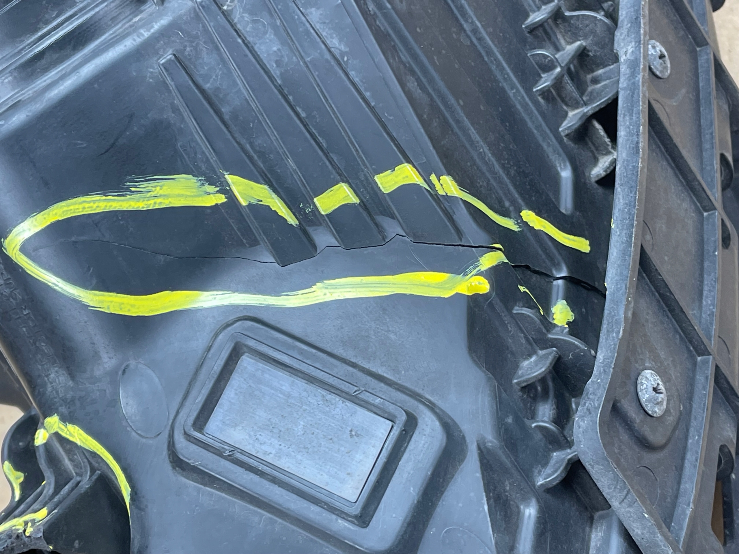 OPEL MOKKA A and 2012 - light right front 95095497