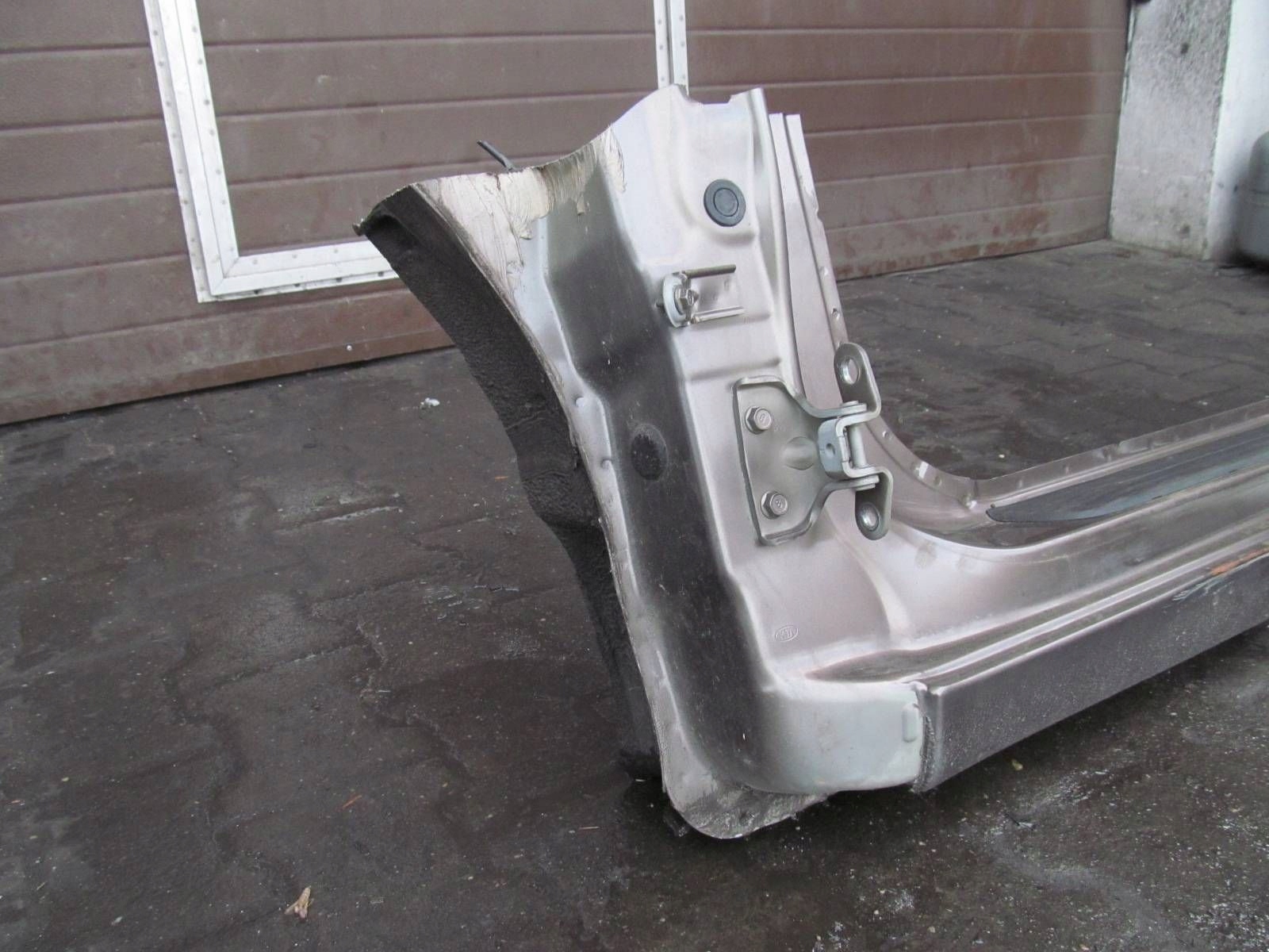 KIA CEED 2 II JD CEED 12- threshold pillar central left D5