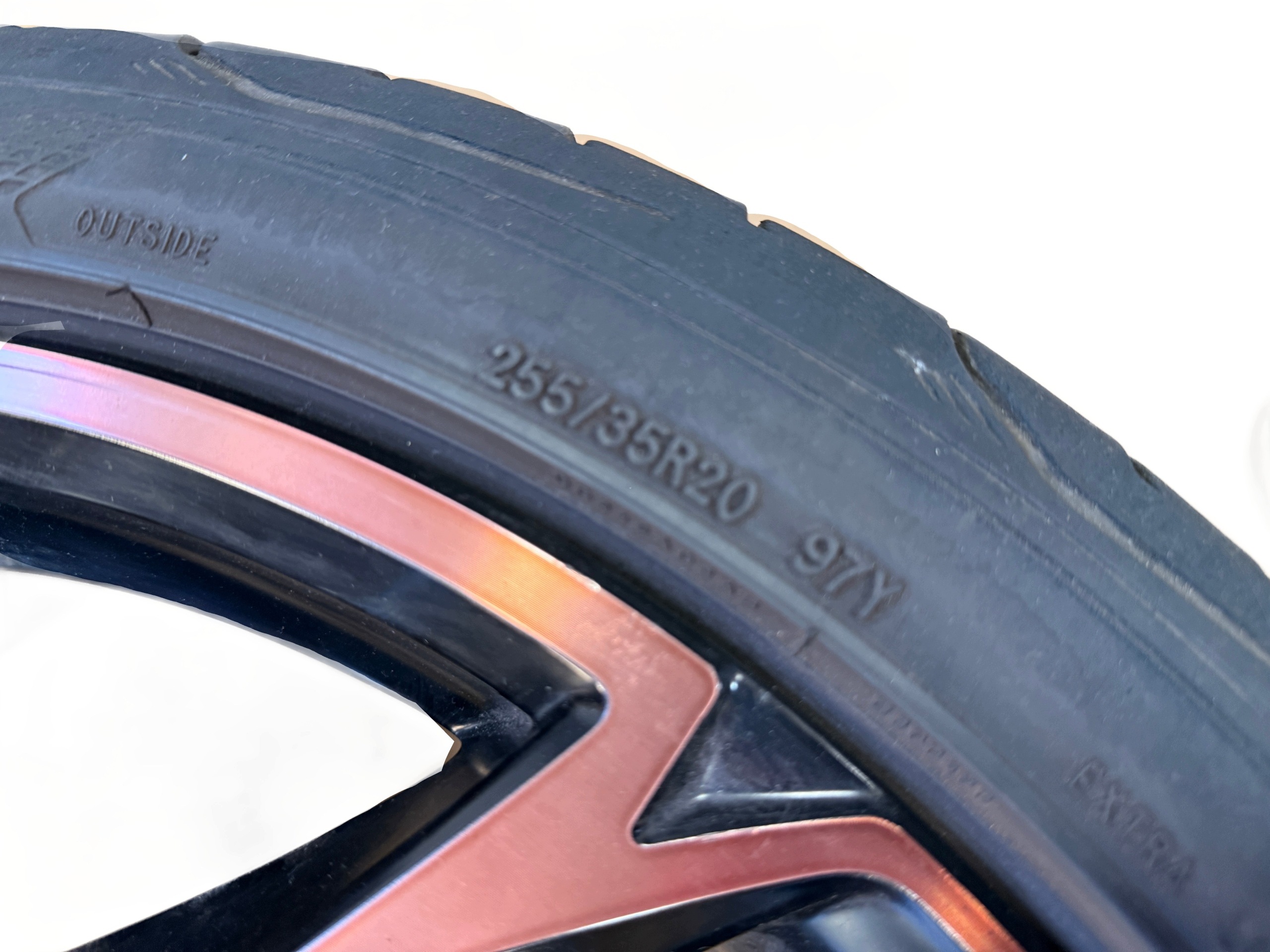 CUPRA FORMENTOR wheels discs 255/35R20 GOODYEAR