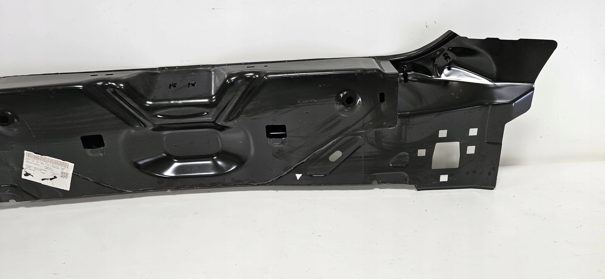 PAS TYLNY RENAULT KADJAR 791005236R NOWY ORYGINAŁ Wersja Europejska