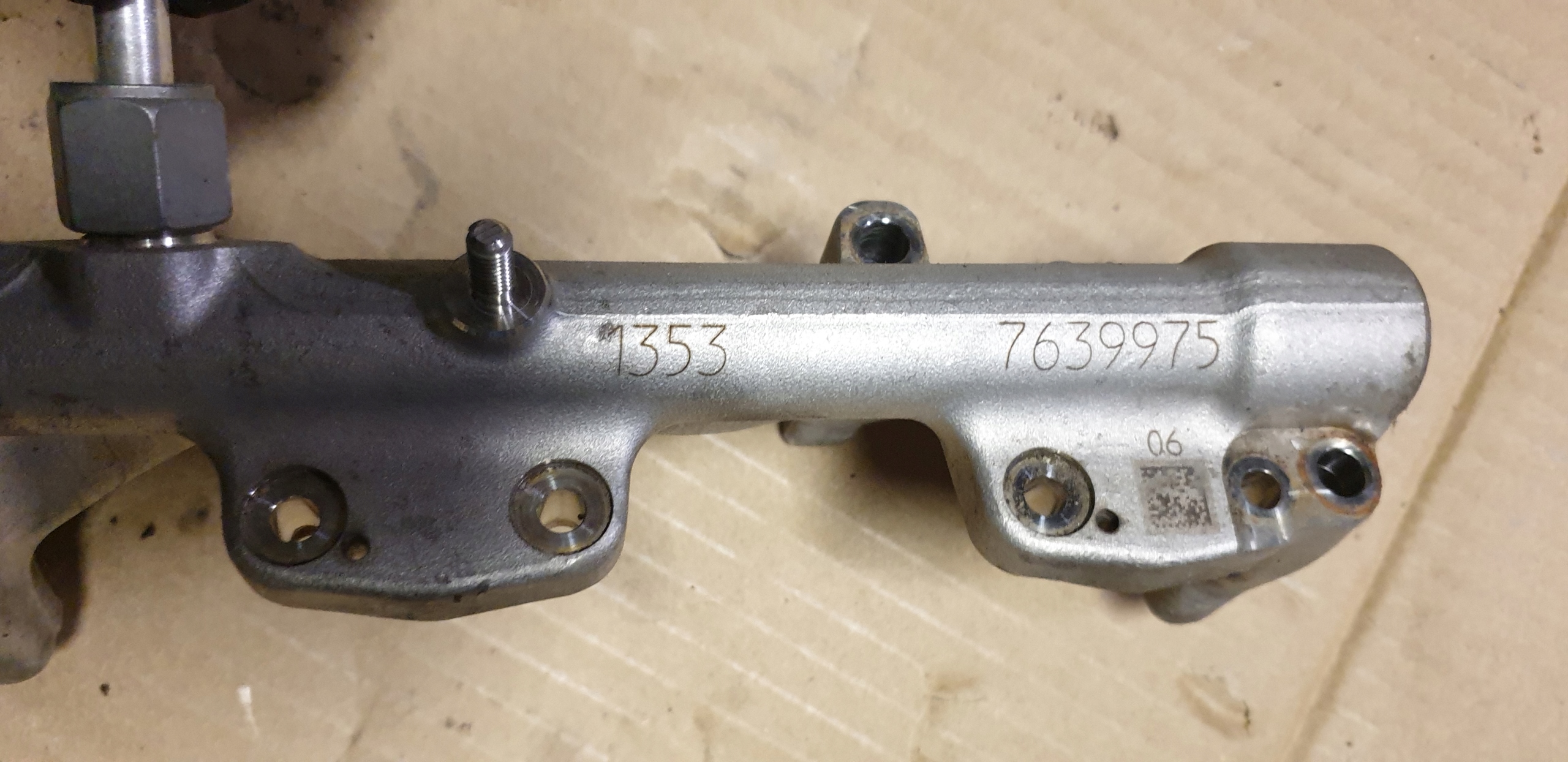 Rampe injection Capteur Carburant BMW Mini 1.5i