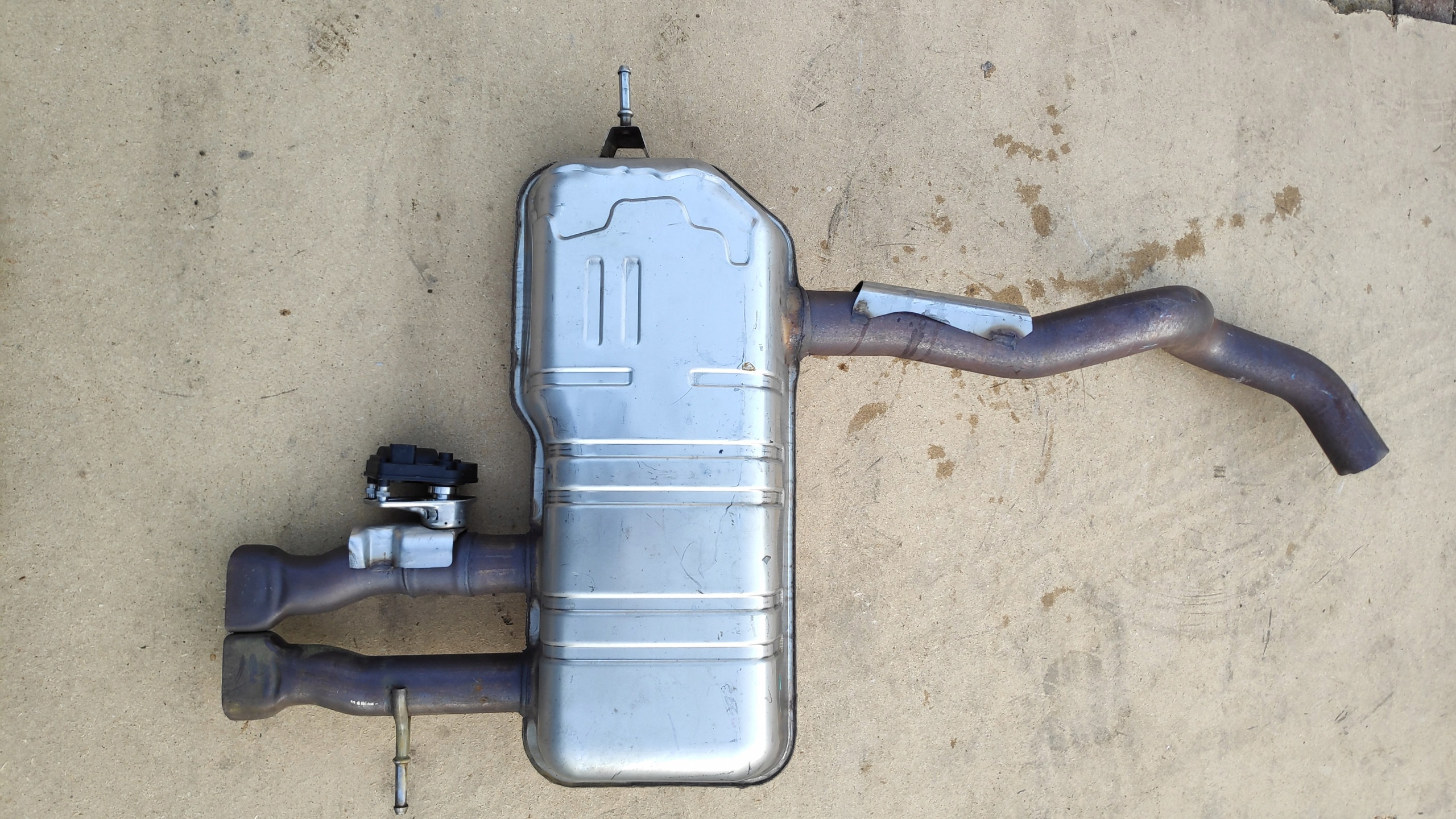 200205608R - RENAULT MEGANE 4 IV RS 15-ГЛУШИТЕЛЬ ВЫХЛОПНЫХ ГАЗОВ