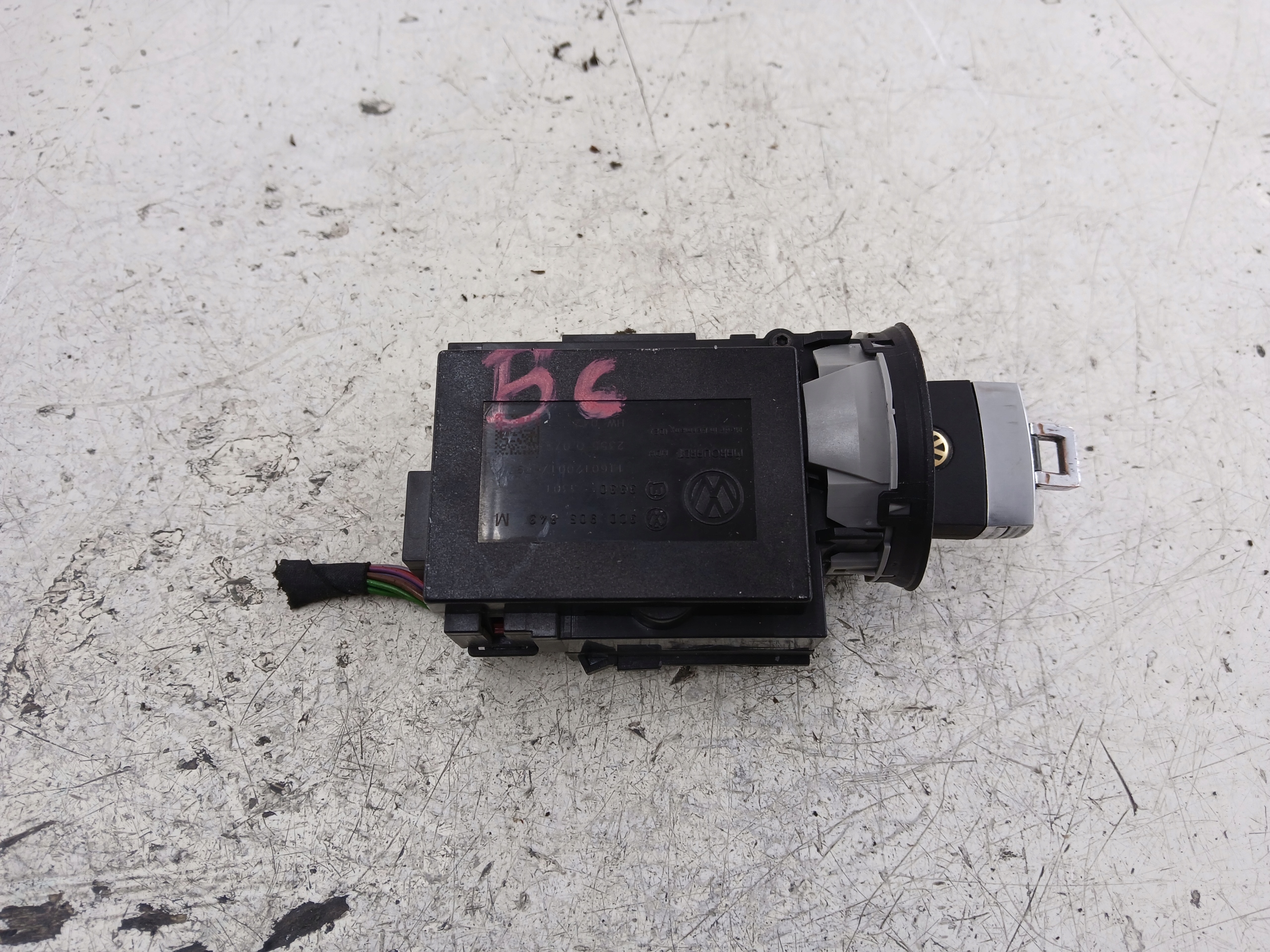 VW PASSAT B6 player ignition key 3C0905843M