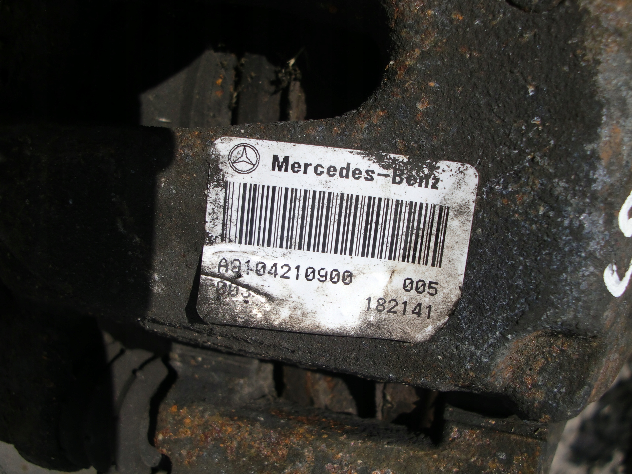 MERCEDES SPRINTER W910 strmeň predok predný pravý