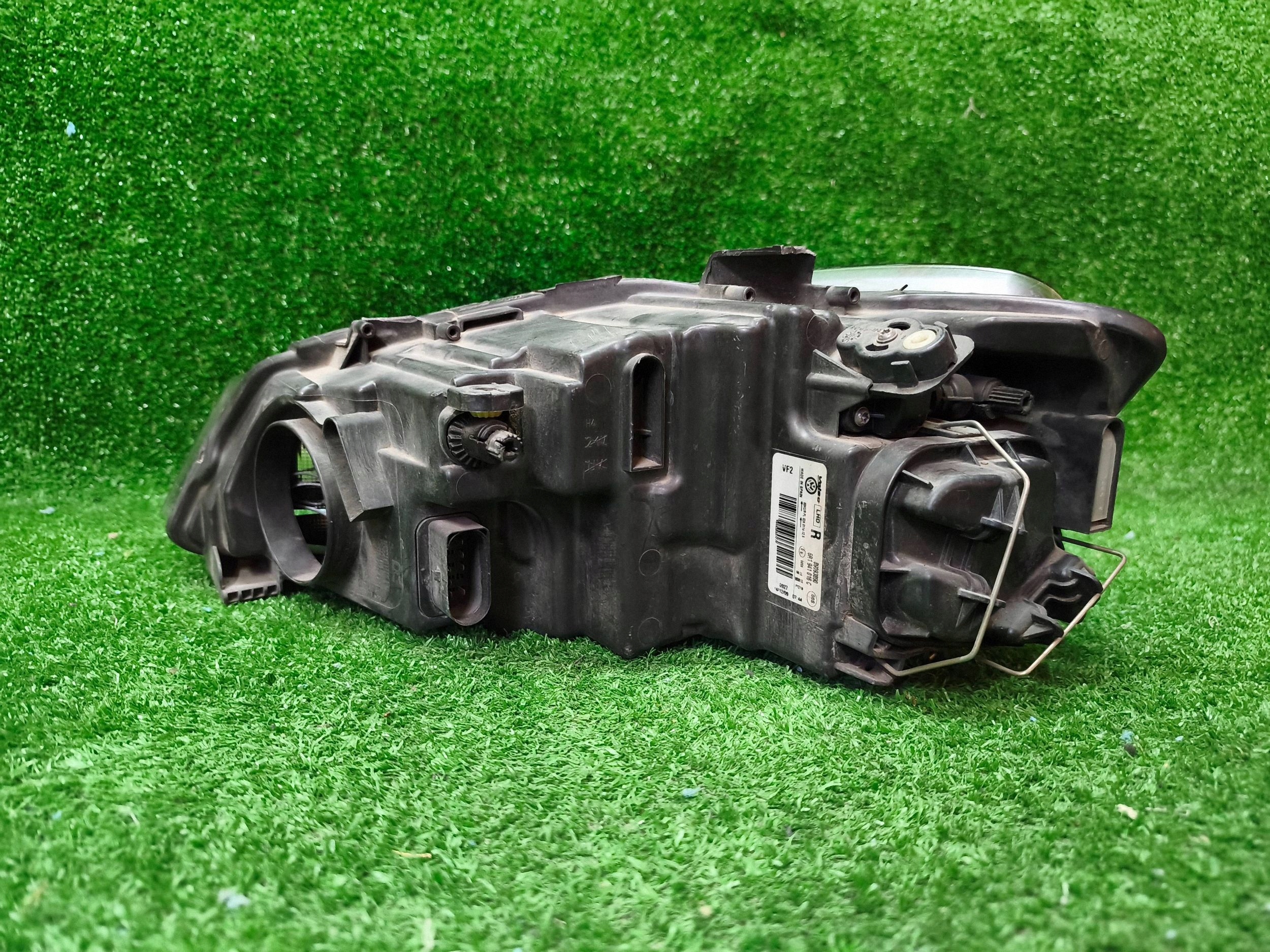 REFLEKTOR right front VW POLO V 6R 09- NR.R1406