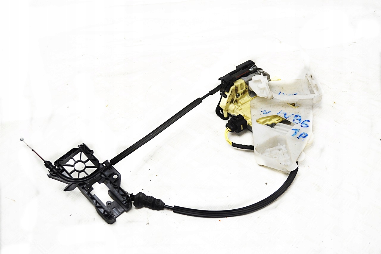 VW PASSAT B6 замок дверей правий задній 3c4839016a