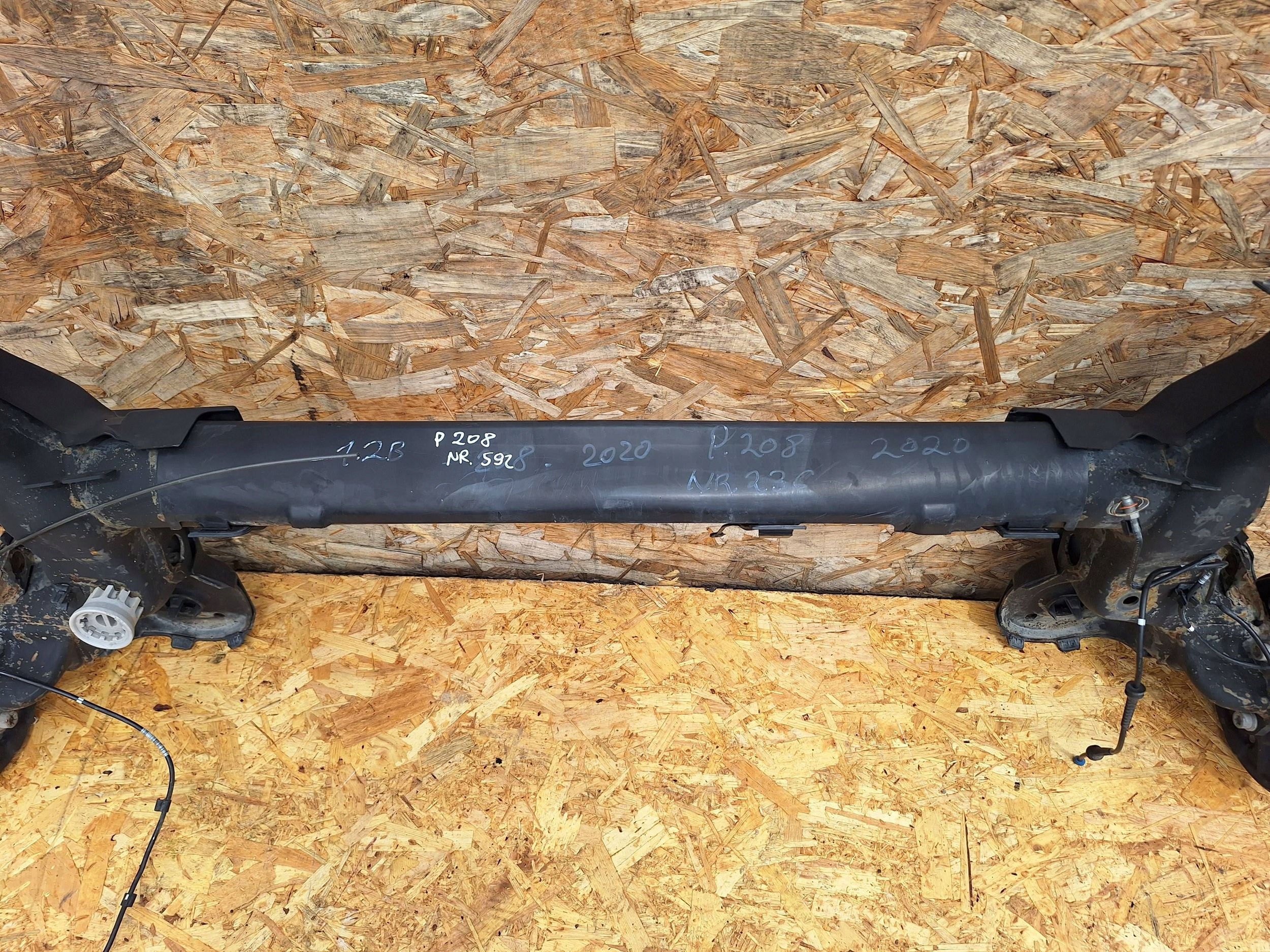 axis rear part BEBNY PEUGEOT 208 II 19