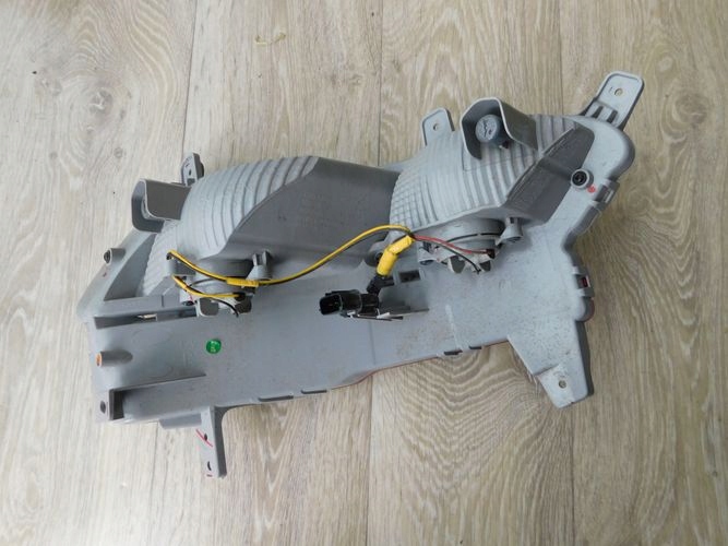 KIA SPORTAGE IV 18- light right rear w bumper