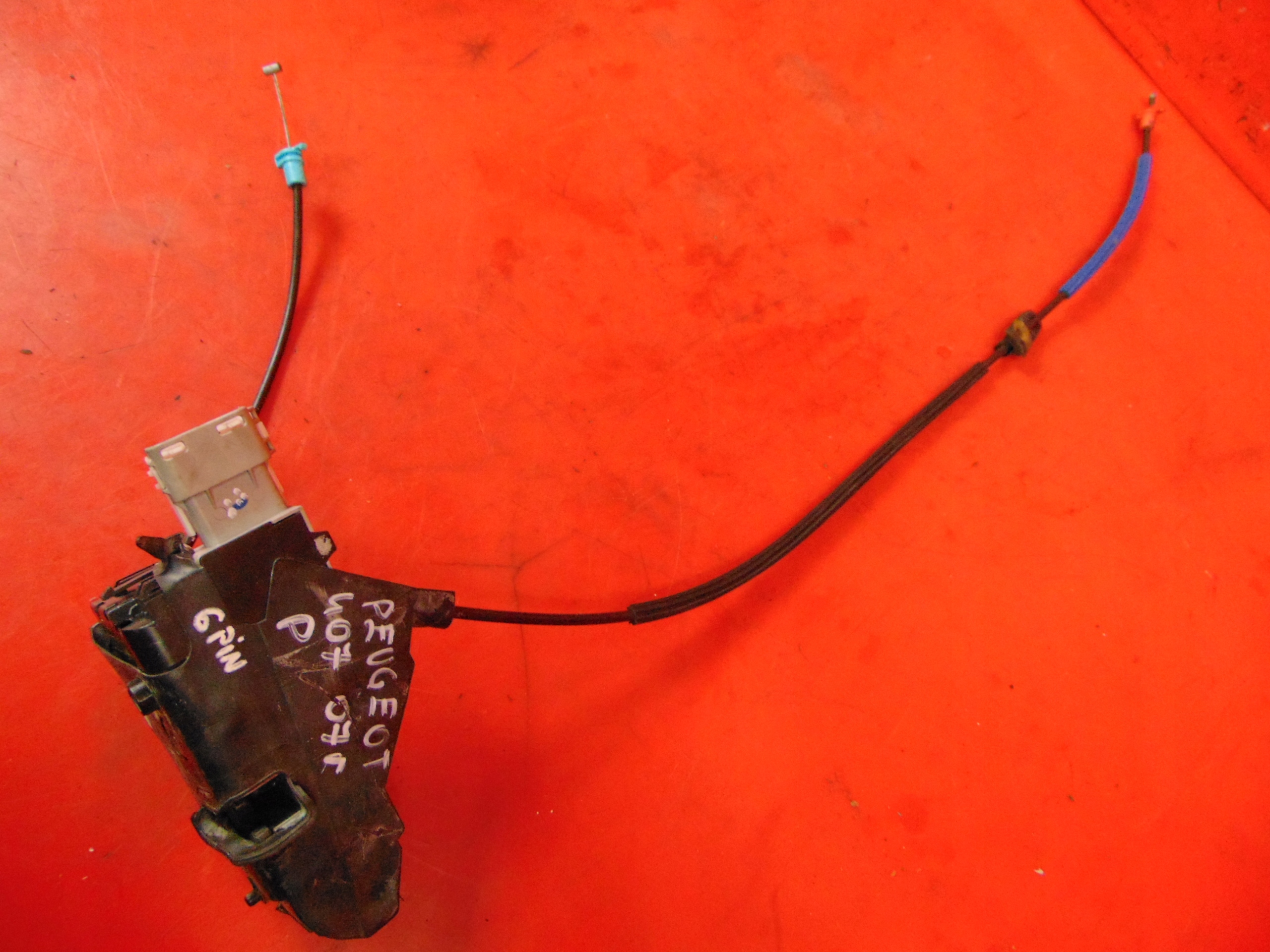 PEUGEOT 407 COUPE 04- lock door right 6 PIN EU