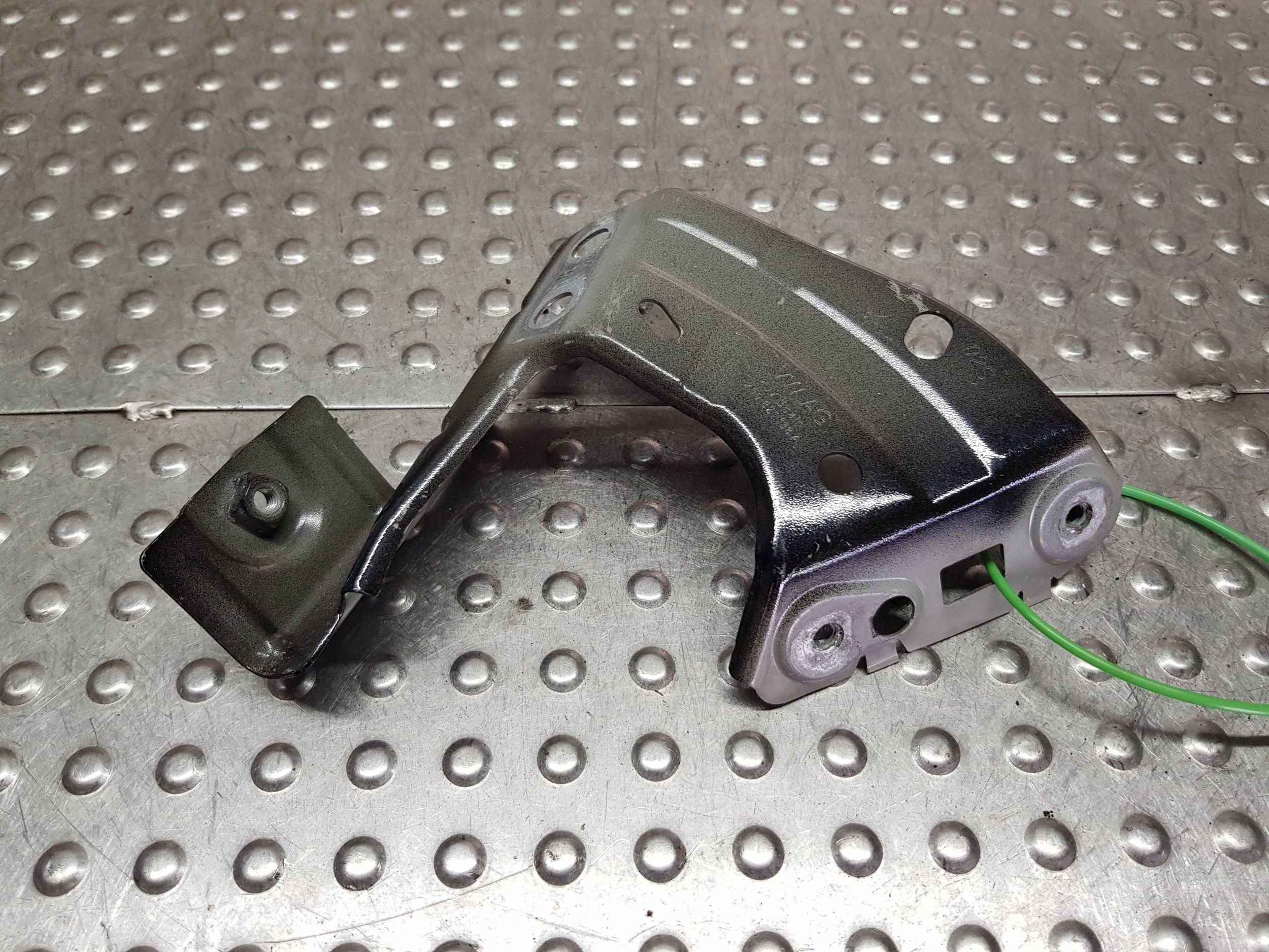 Support plaque Aile Droite Avant 2G0821136A VW POLO VI 2G0