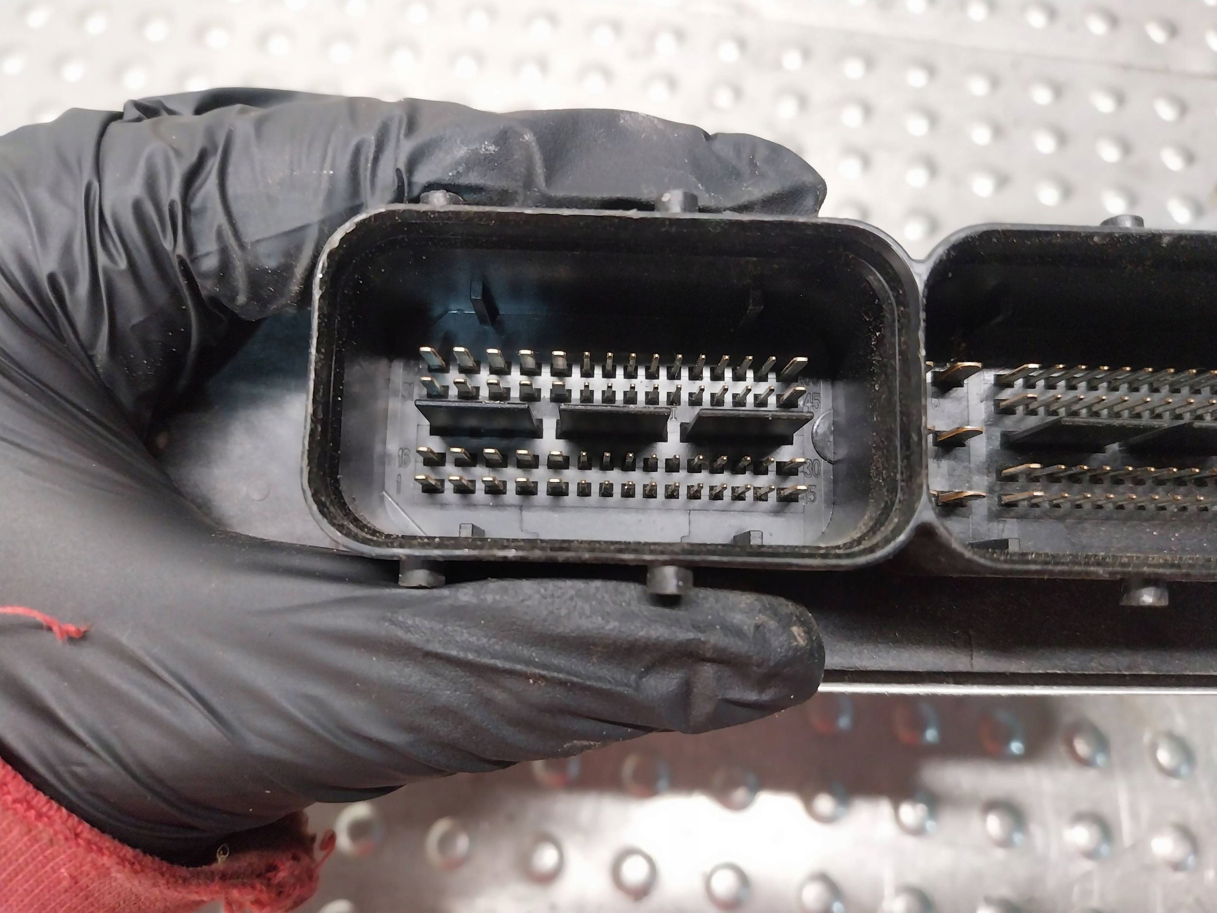 computer control unit of the engine 04C906026AB 0261S10530 AUDI A3 8V GOLF VII 1.0 T