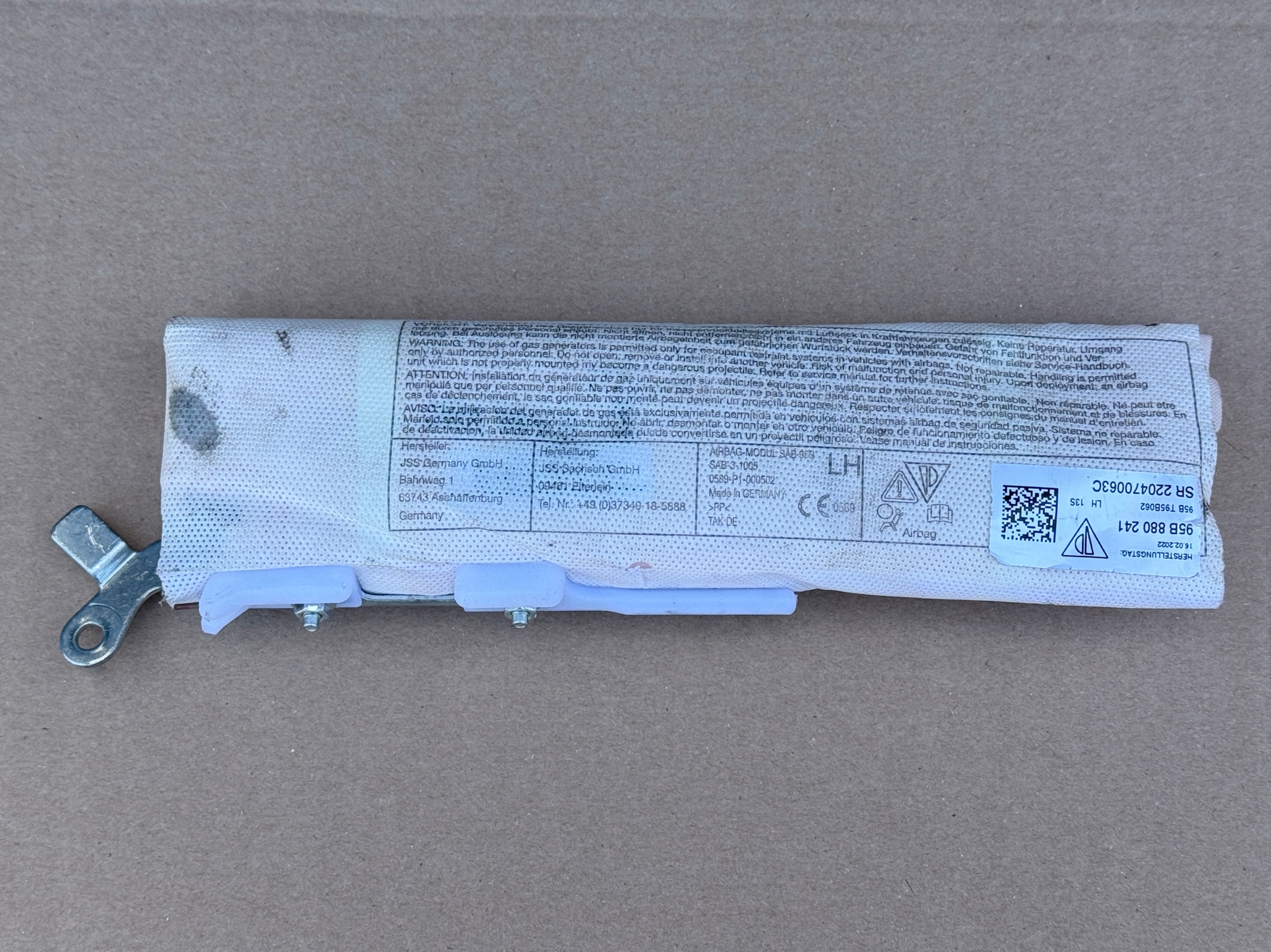 PORSCHE MACAN 2014-2026 airbag seat left front original 95B880241