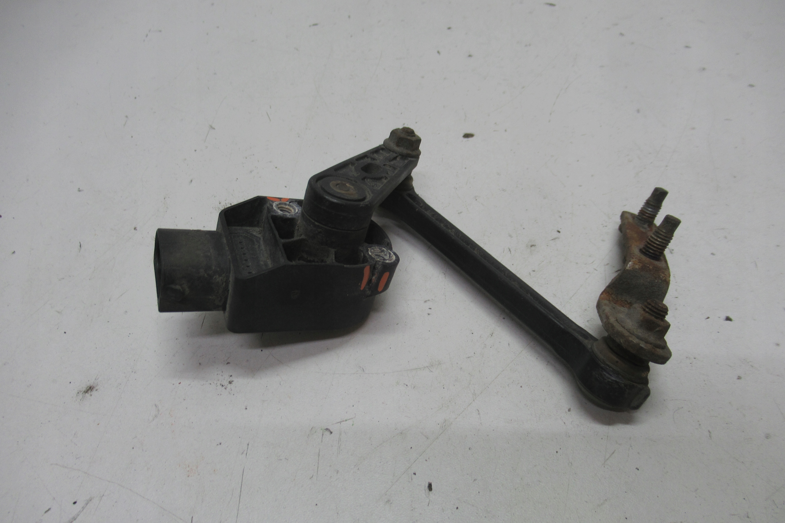 FORD MONDEO MK4 Sensor POZIOMOWANIA Leuchten