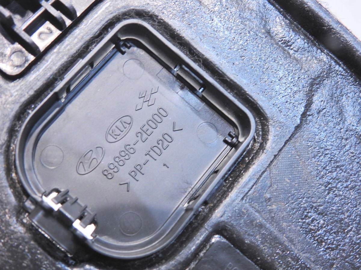молдинг защита дивана isofix kia CEED I РЕСТАЙЛИНГ универсал 89896-2E000