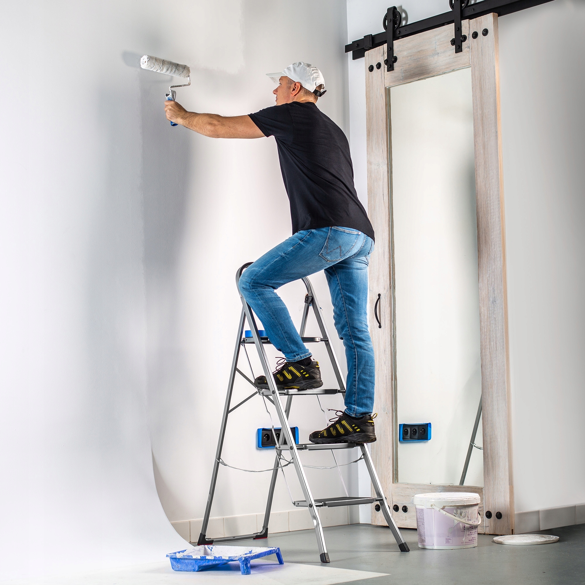 DRABINA DRABINKA DOMOWA 4 STOPNIOWA 150kg Materiał stal