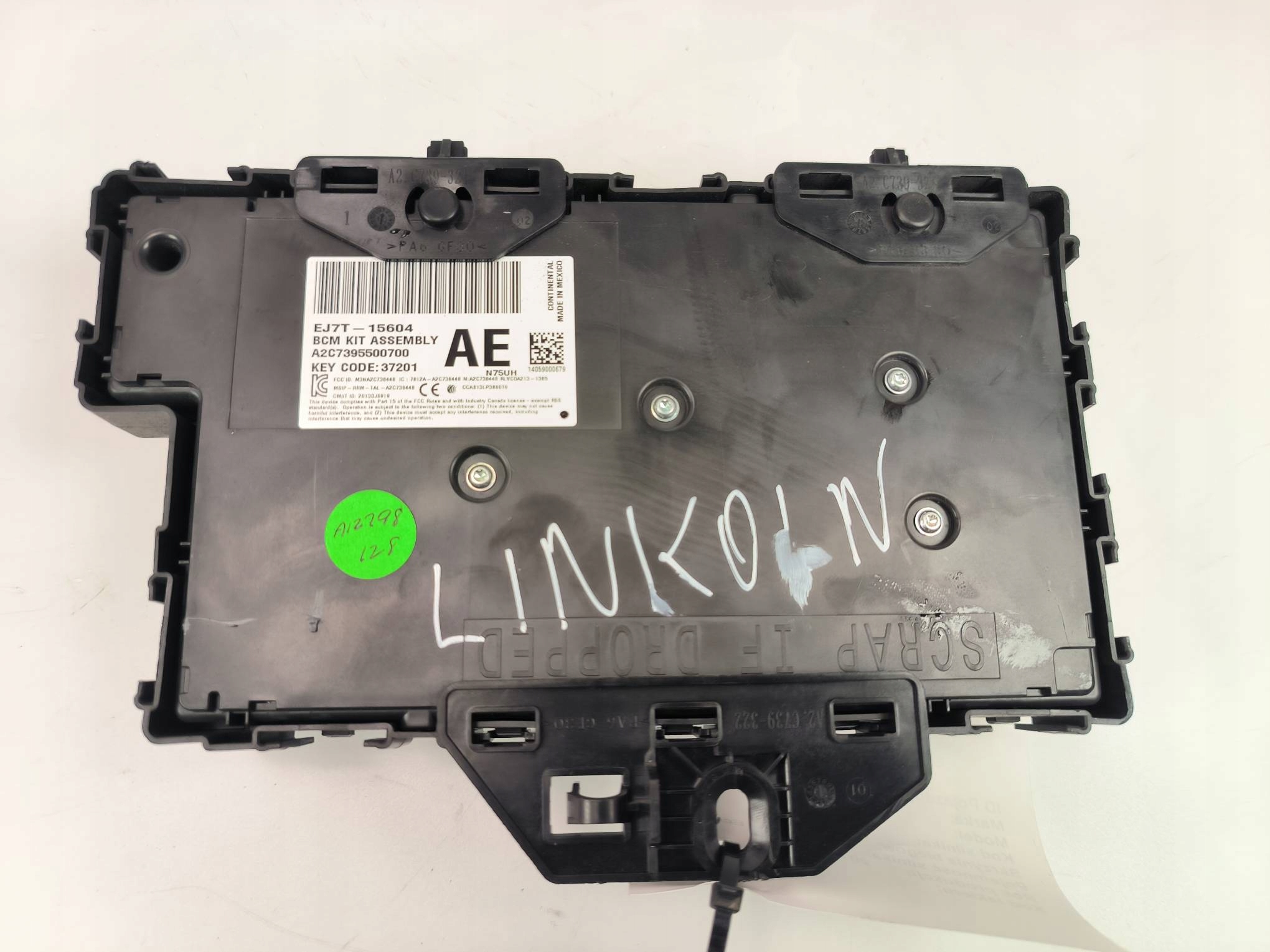 Module fusibles EJ7T-15604-AE LINCOLN MKC