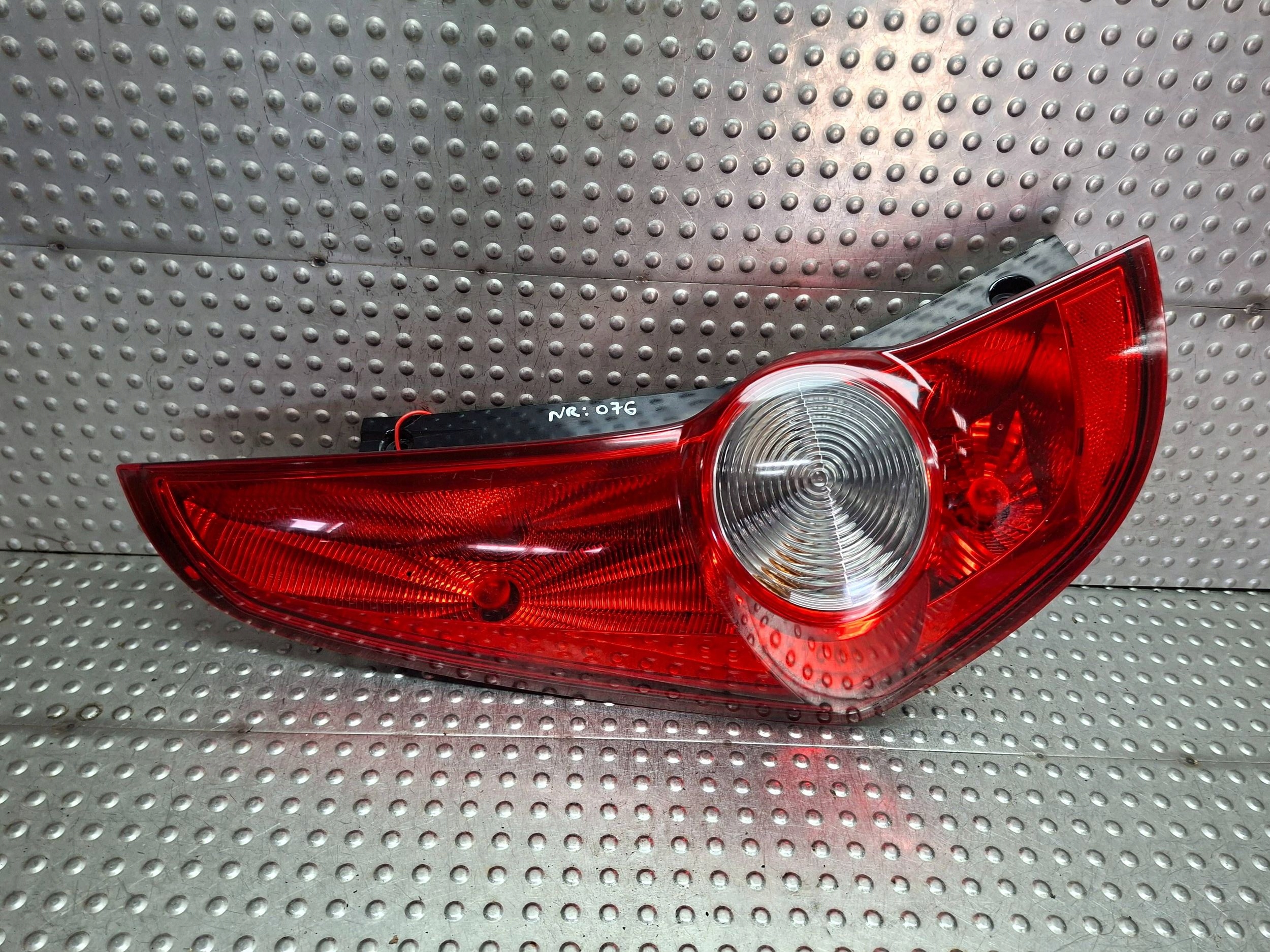 light left rear part 89071590 OPEL AGILA B 2008