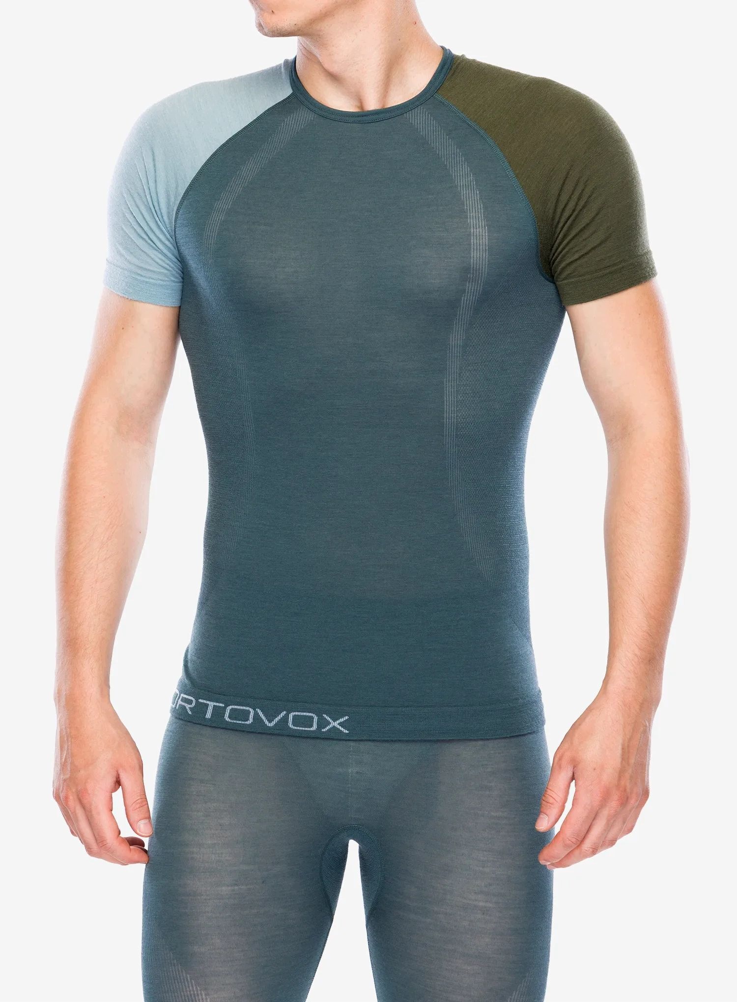 Koszulka termoaktywna Ortovox 120 Comp Light Short Sleeve dark arctic S