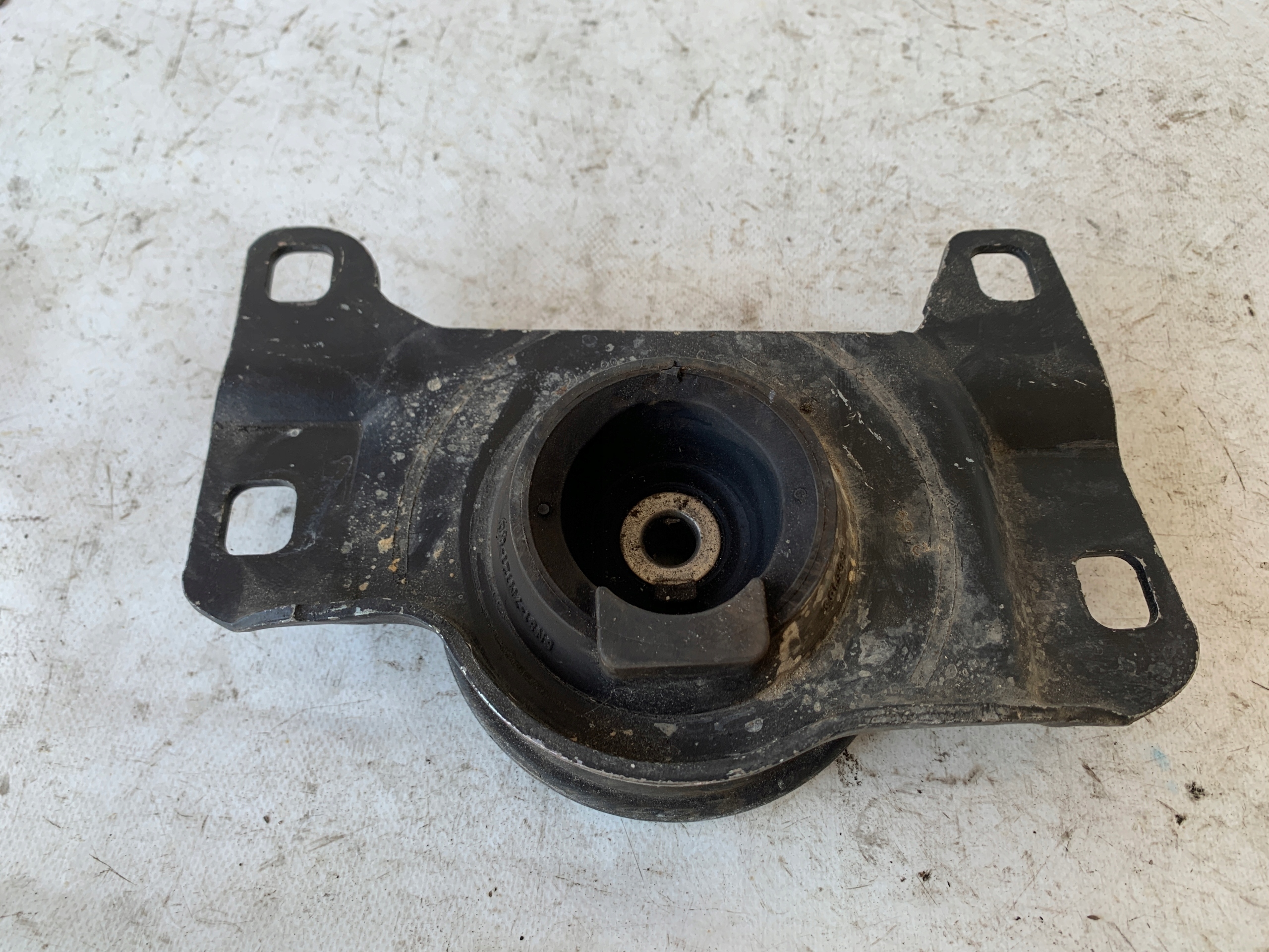 # holder gearbox mounting FORD VOLVO 5N51-7M121-KD