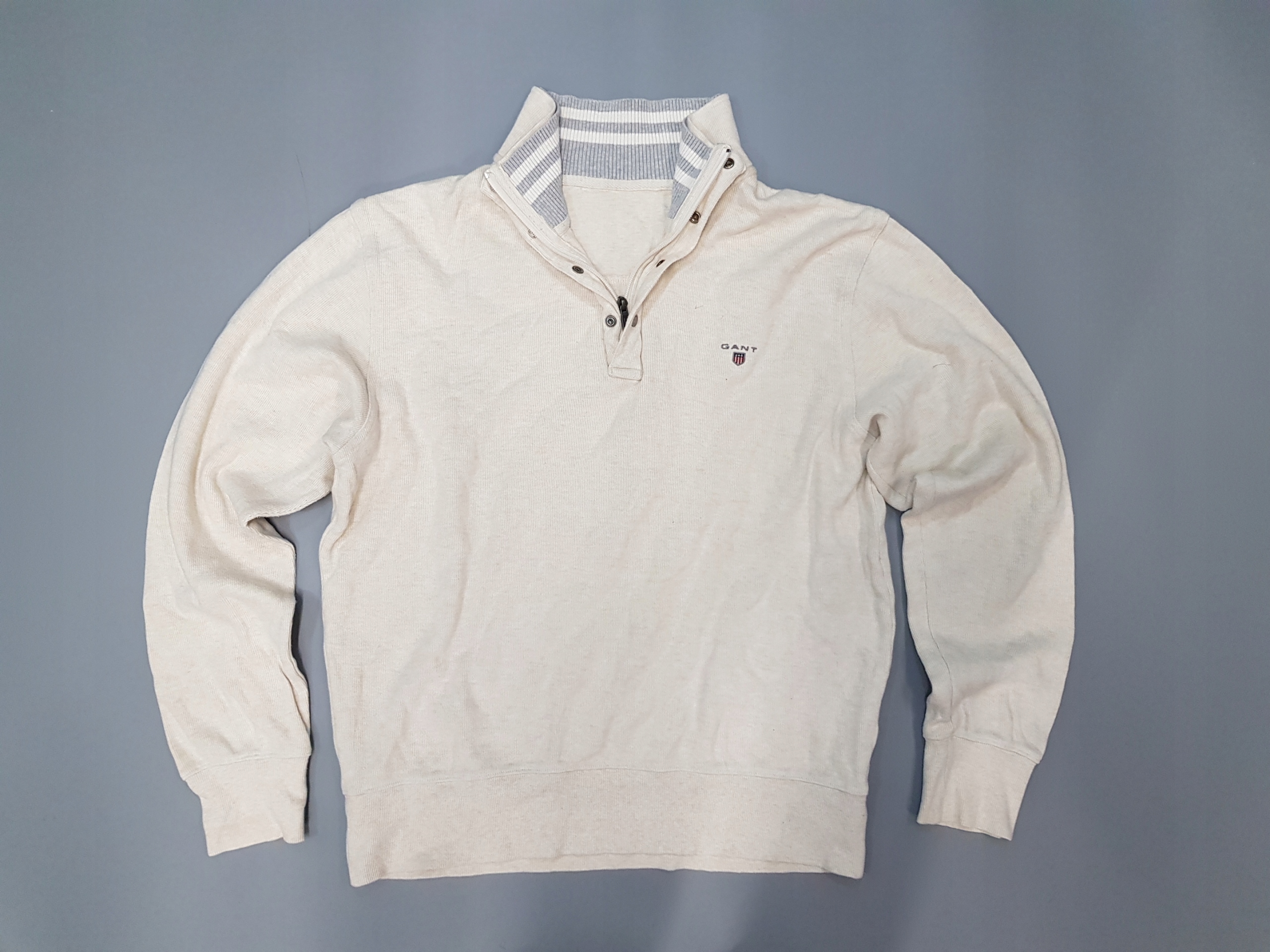GANT krémový pánsky sveter so stojačikom 100% bavlna L
