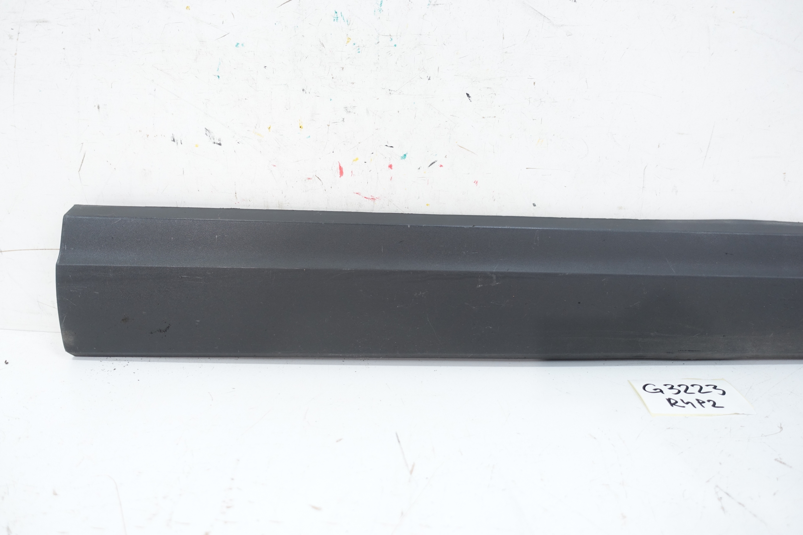 AUDI Q5 and LIFT 2012- moulding door right front 8R0853960E