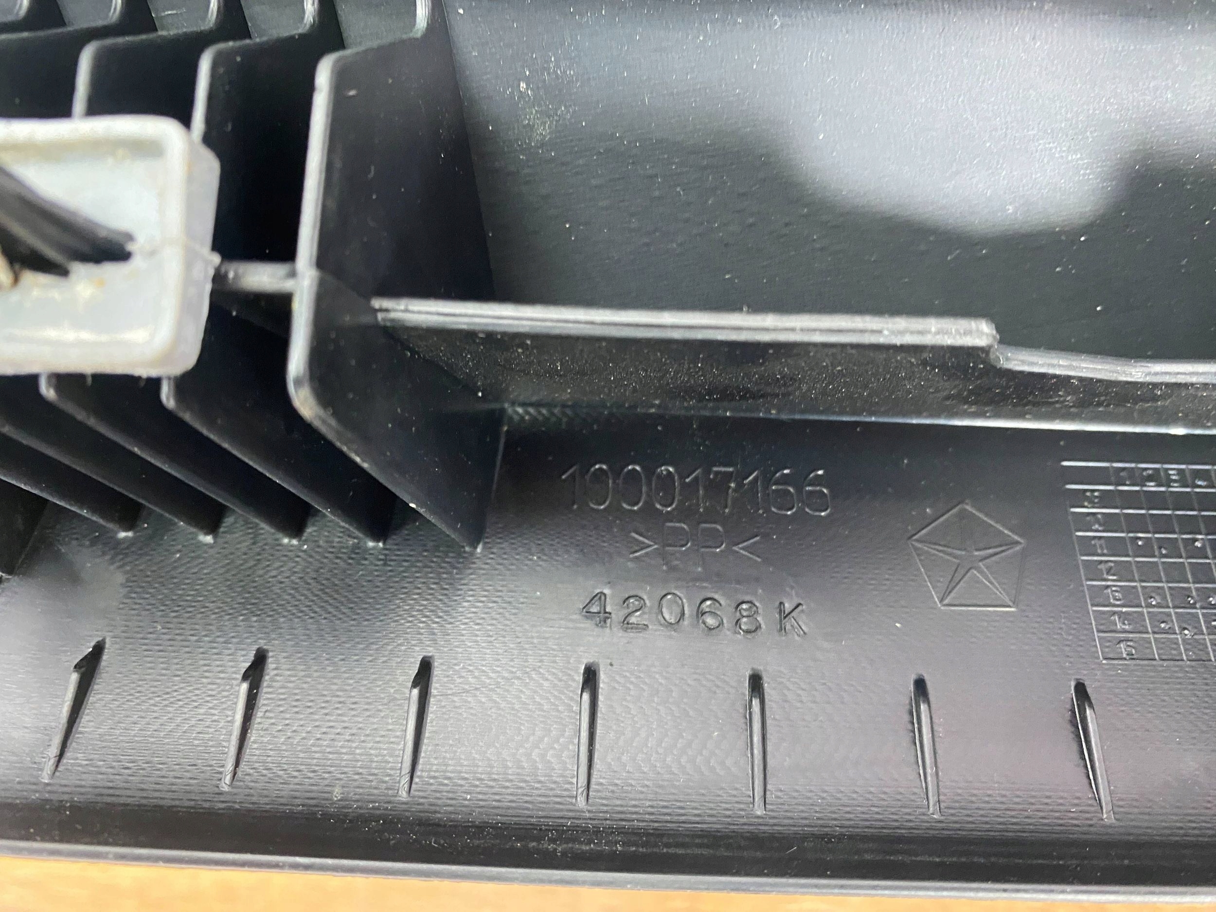 cap threshold door przednich Dodge Charger 2015+
