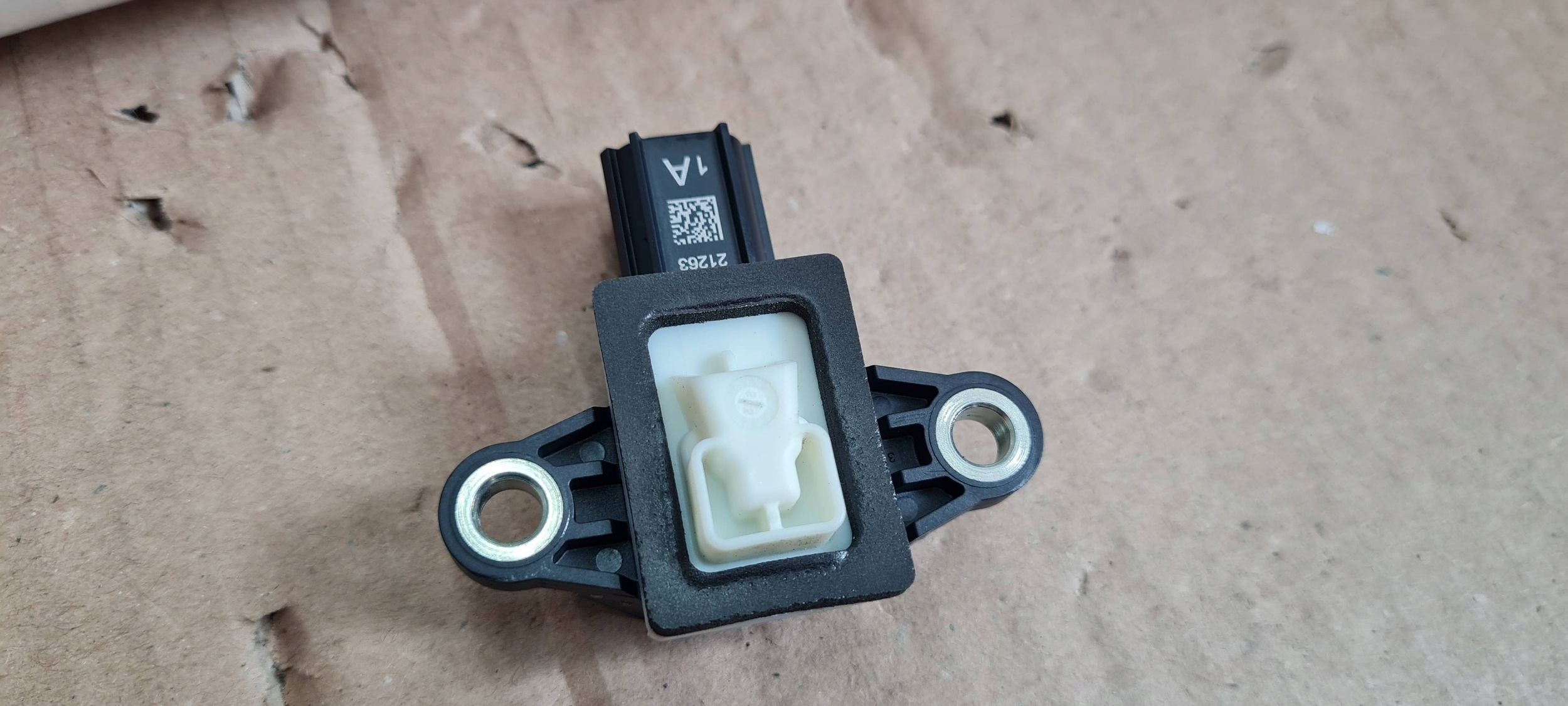 Jeep Grand Cherokee WL 2022 Crashsensor Drucksensor BOCZNY UDERZENIOWY 68370843AA