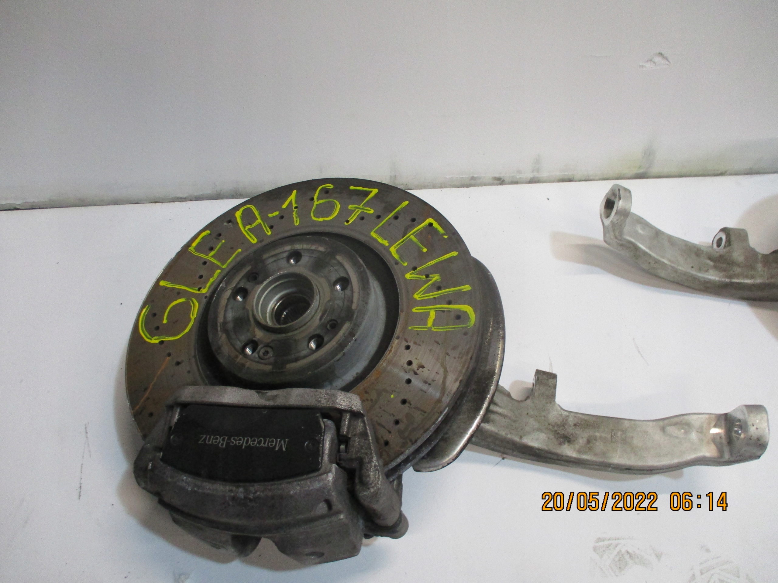 swing MERCEDES GLE 167 21R front right