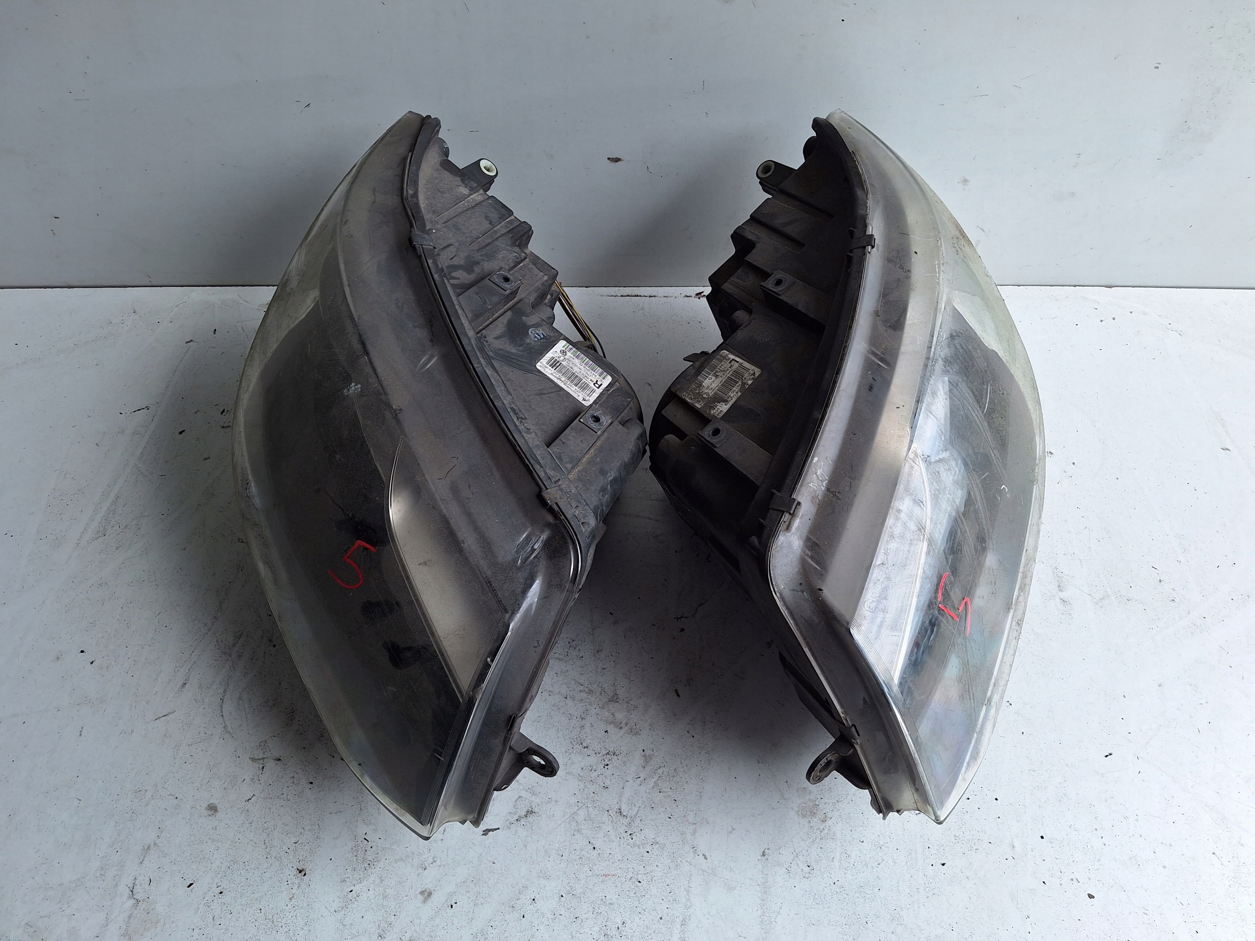 VOLKSWAGEN TRANSPORTER T5 LIFT 10-15 light right UK