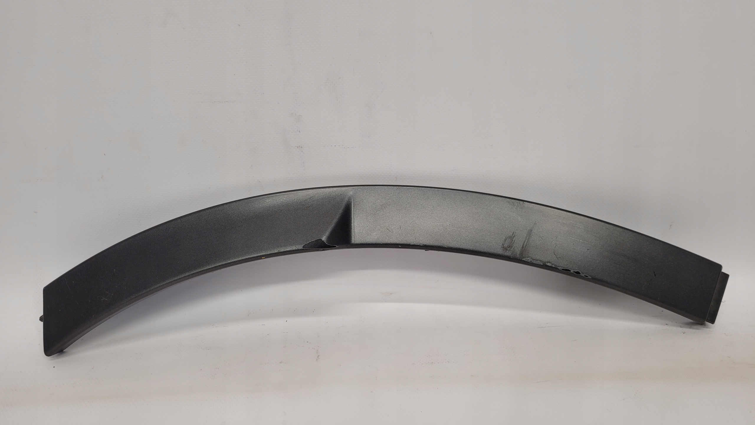 JAGUAR F-PACE SVR НАКЛАДКА НА БАМПЕР ЛЕВАЯ ЗАДНЯЯ