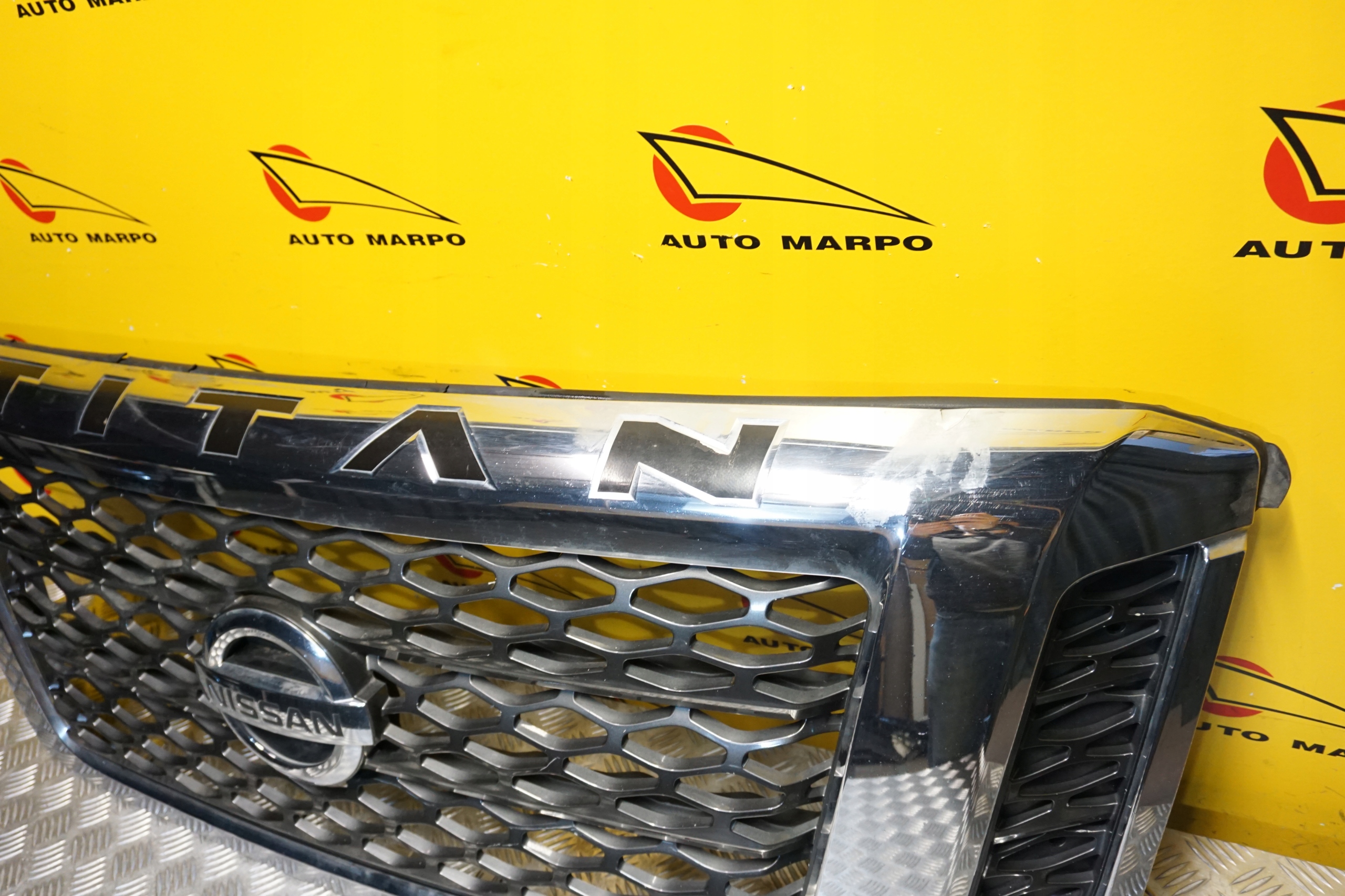 NISSAN TITAN XD 2016 - 2019 Atrapa Przód Grill Chrom Kolor do lakierowania