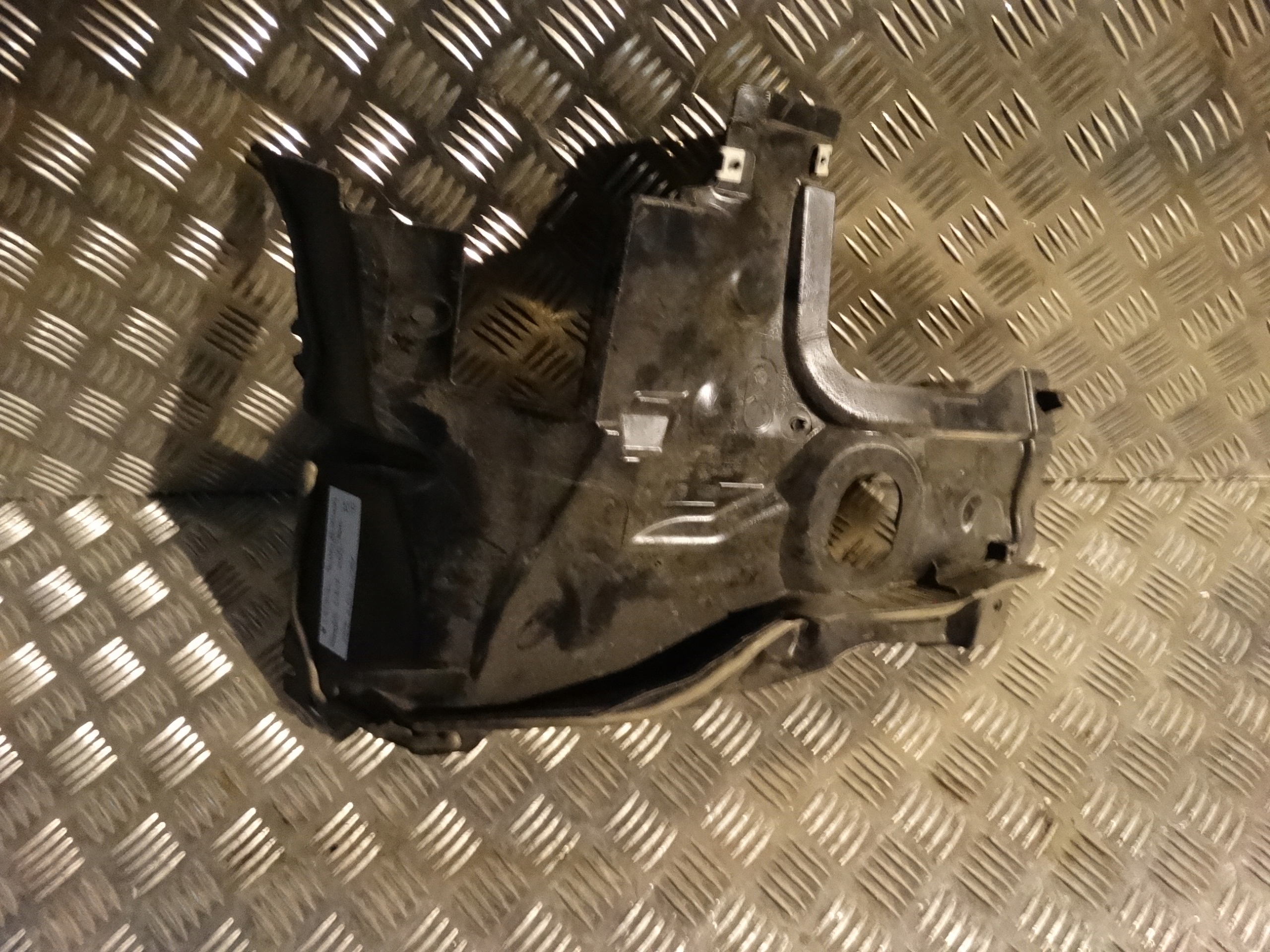 cover partition wall left MERCEDES W217 W222 1