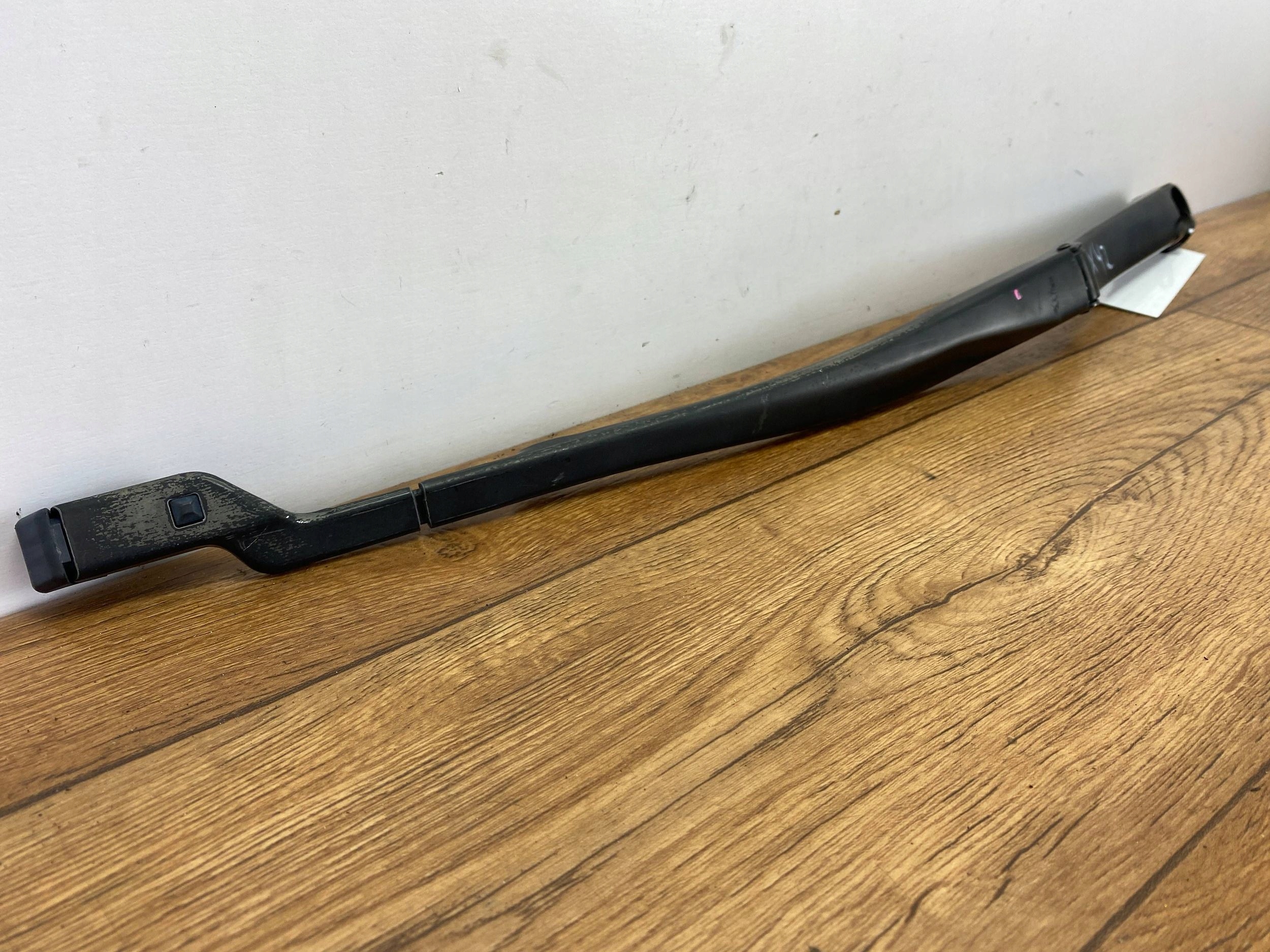 wiper arm windows Cadillac CTS III 2014+