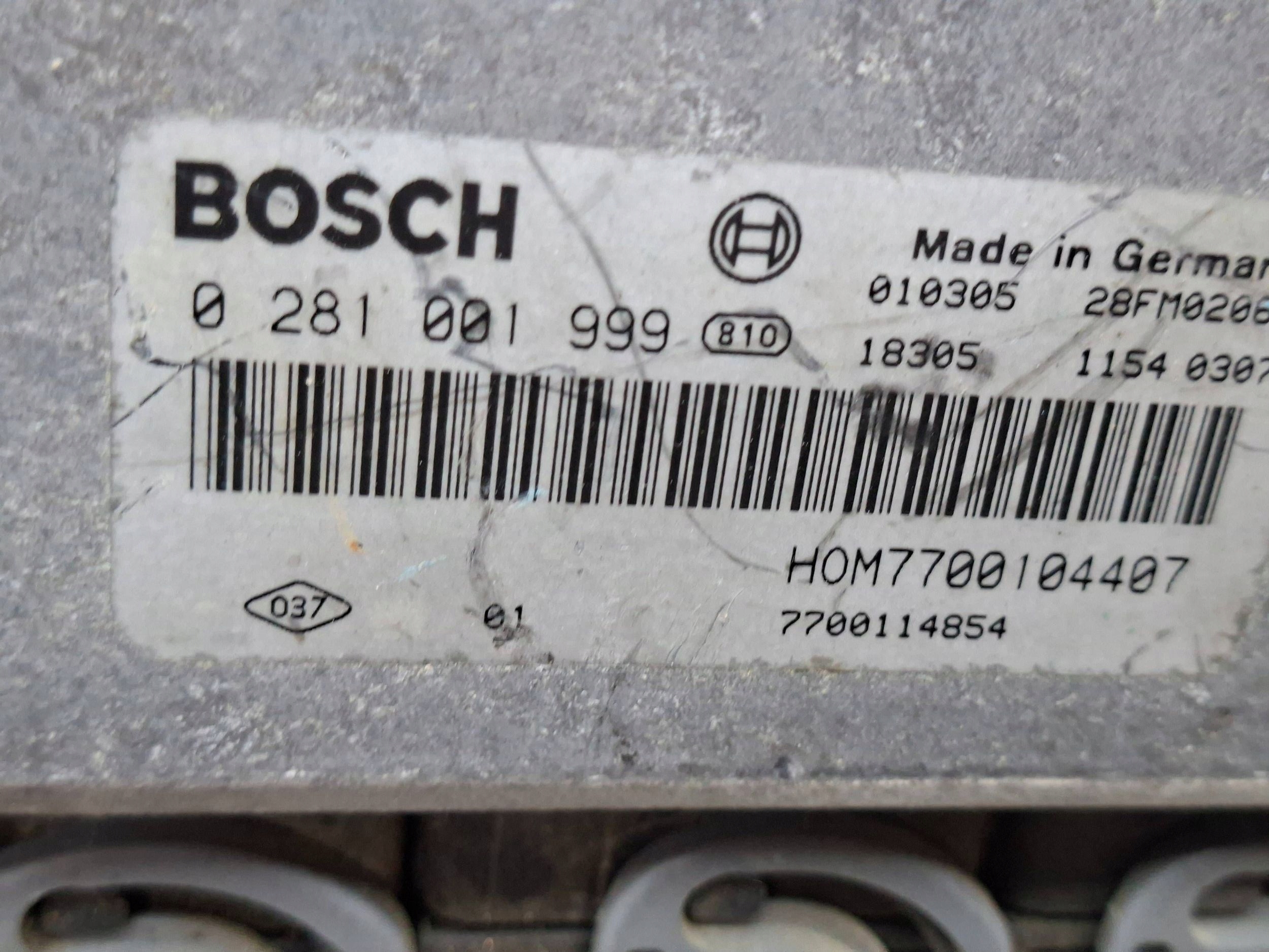 control unit of the engine computer 0281001999 7700104407 7700114854 Renault 2.2 DCI