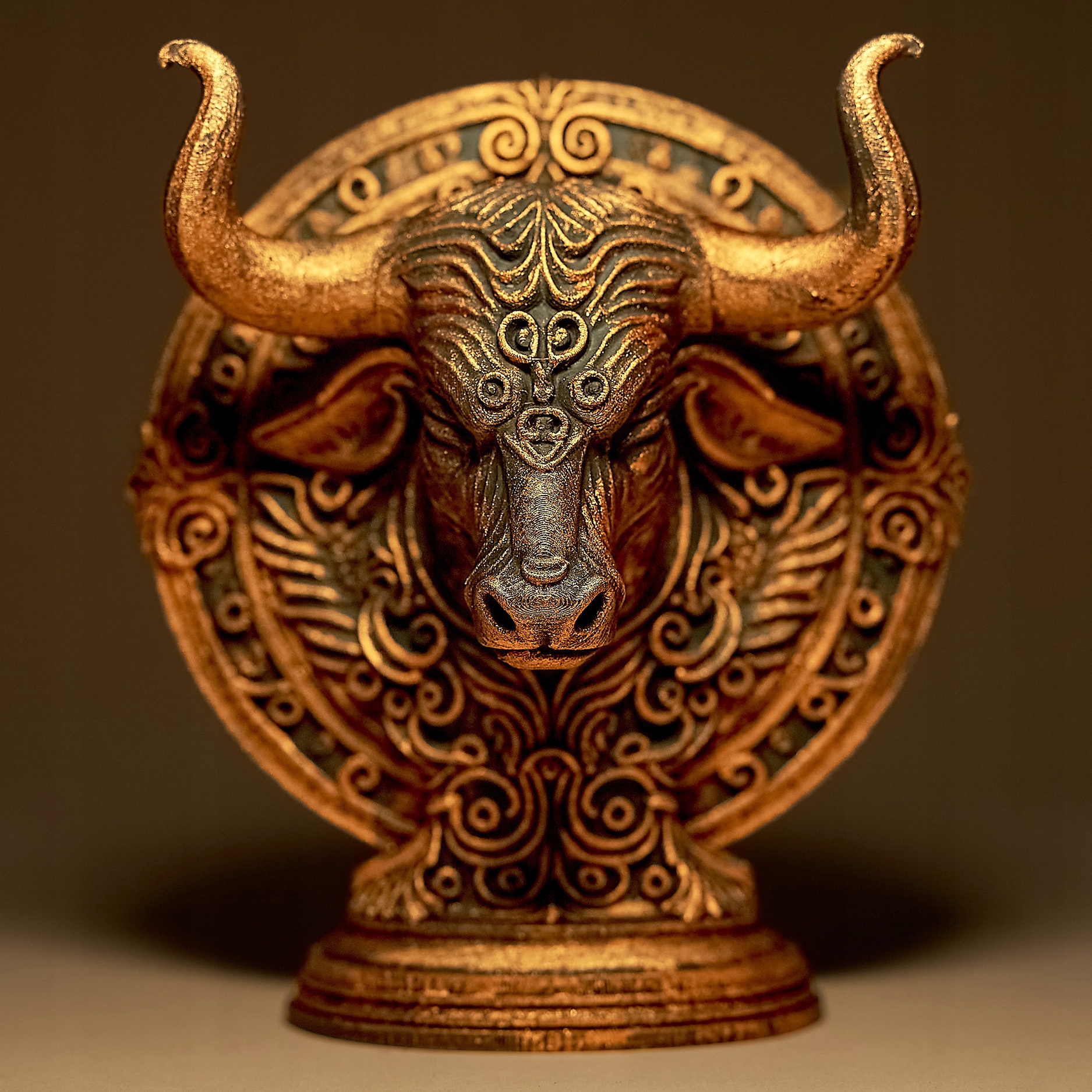 Býk Zodiac Horoskop Socha Dekorativní figurka 15 cm ručně malovaná